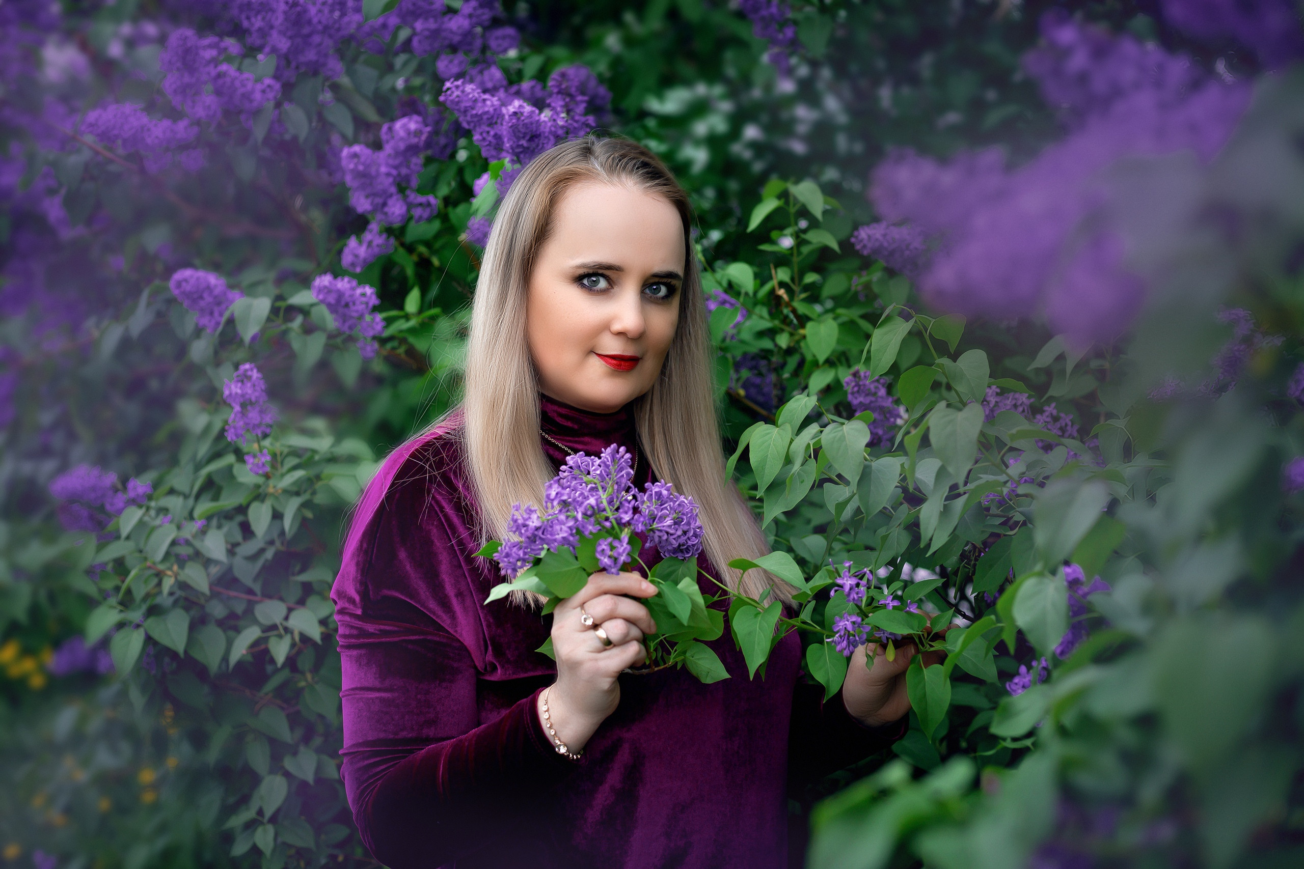 © Фотостудия "Олеся". Все права защищены. "Любое использование или копирование материалов или элементов дизайна сайта допускается только с разрешения правообладателя и со ссылкой на источник".