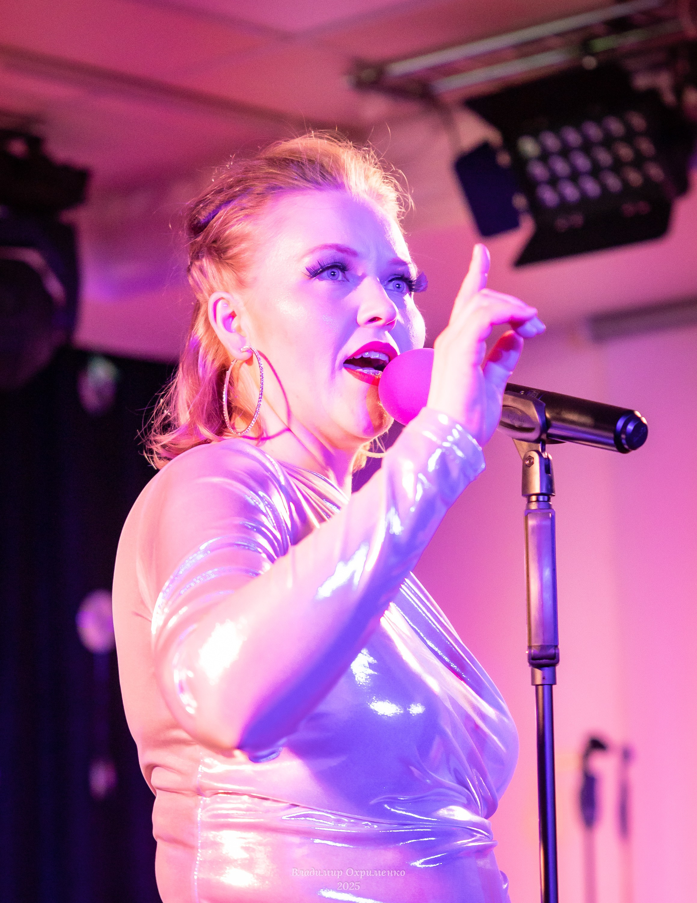 Концерт вокального коллектива Bella Mamma «Мы из 90-х». Фотограф Владимир Охрименко