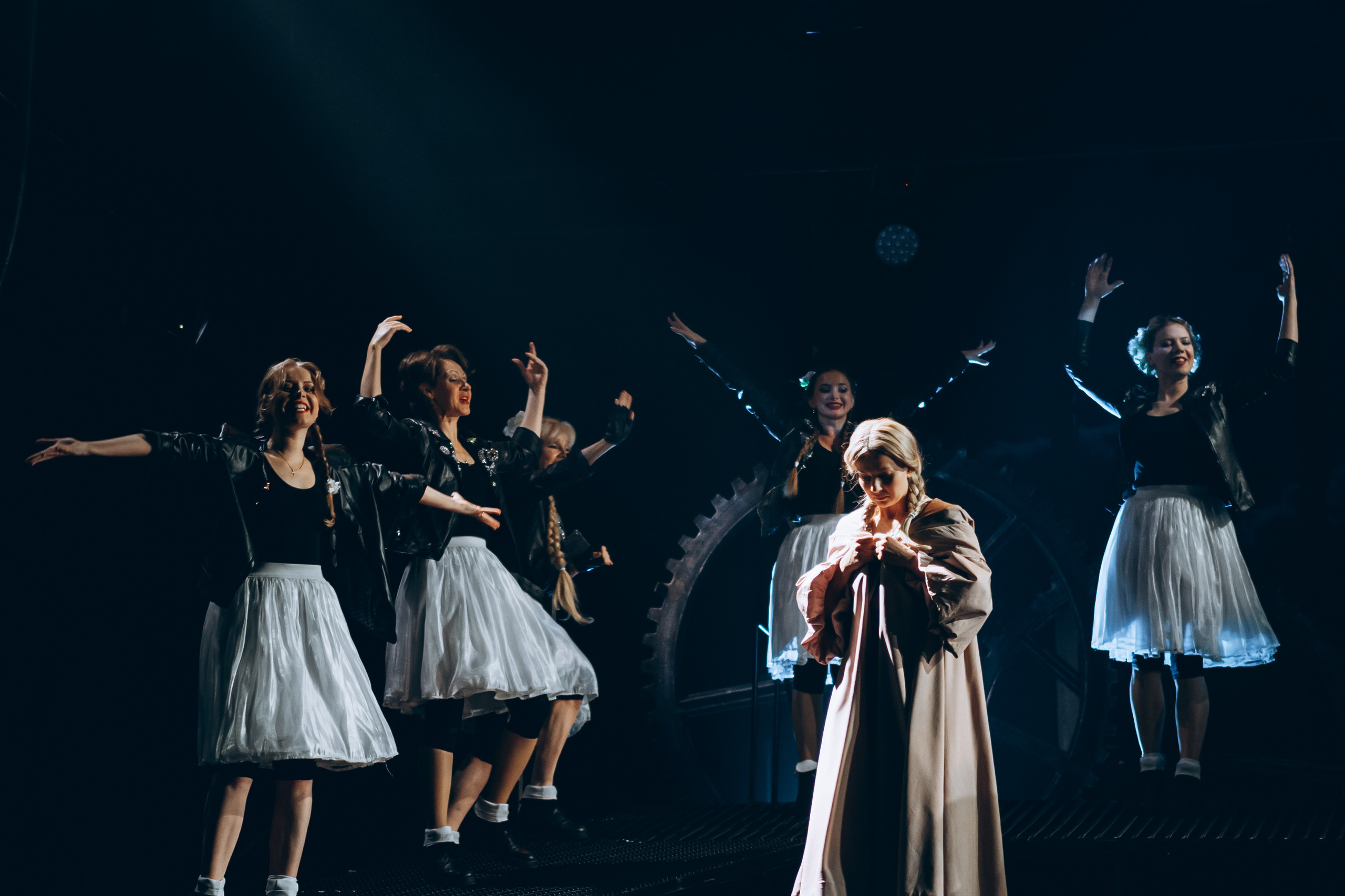 «Дракон». Театр Комедии им. Н. П. Акимова. Фотограф в Санкт-Петербурге Батурина Елена