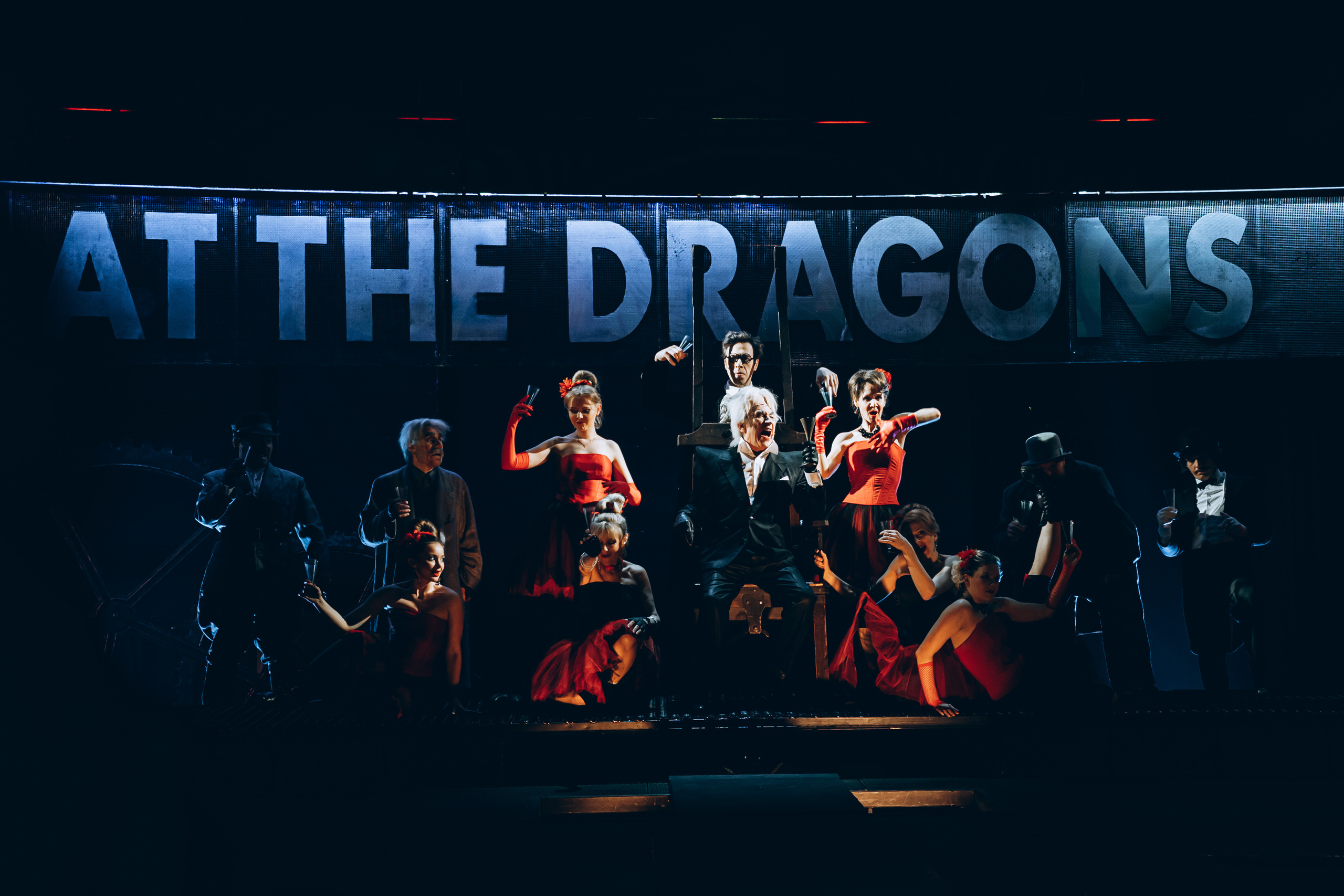 «Дракон». Театр Комедии им. Н. П. Акимова. Фотограф в Санкт-Петербурге Батурина Елена