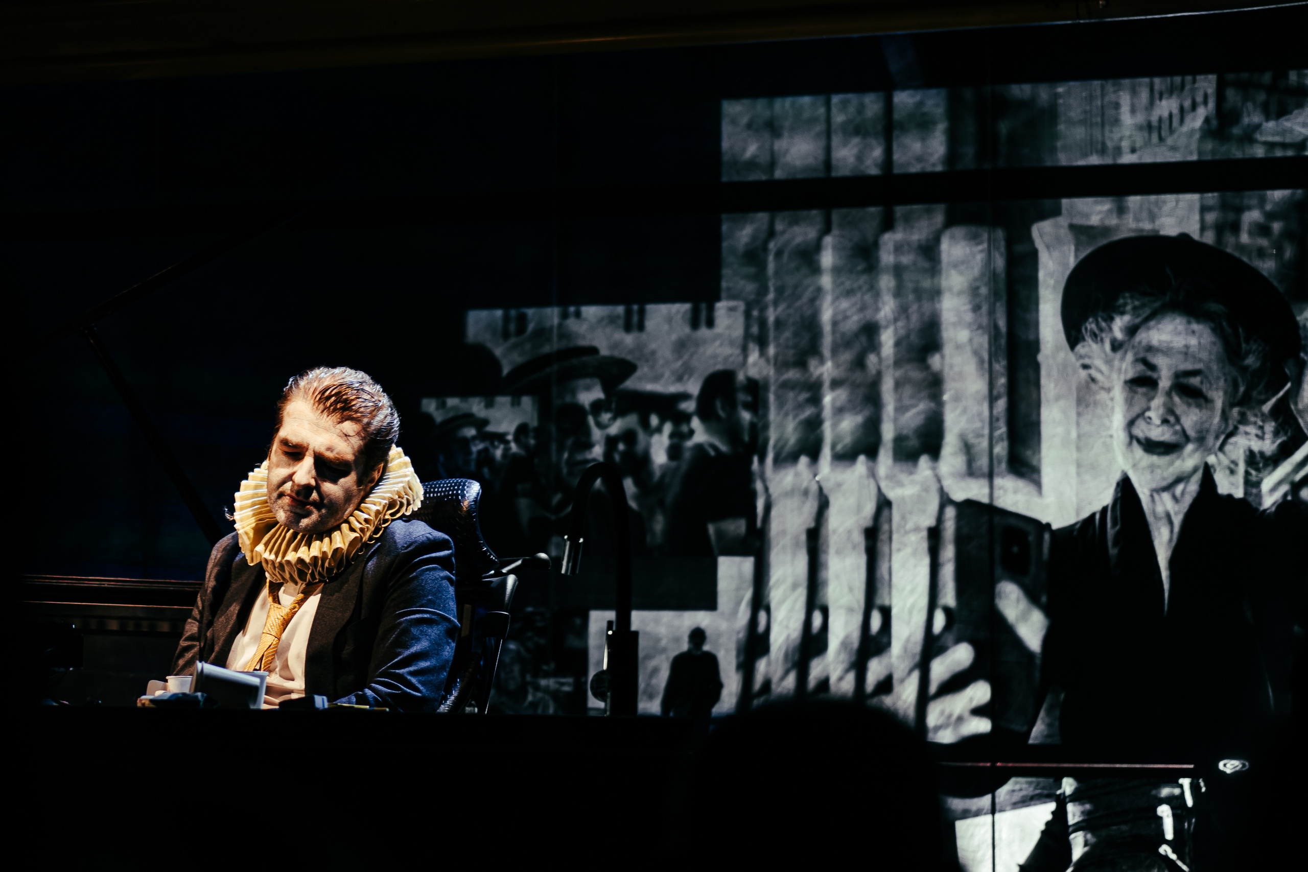 «Серотонин». Театр «Приют комедианта». Фотограф в Санкт-Петербурге Батурина Елена