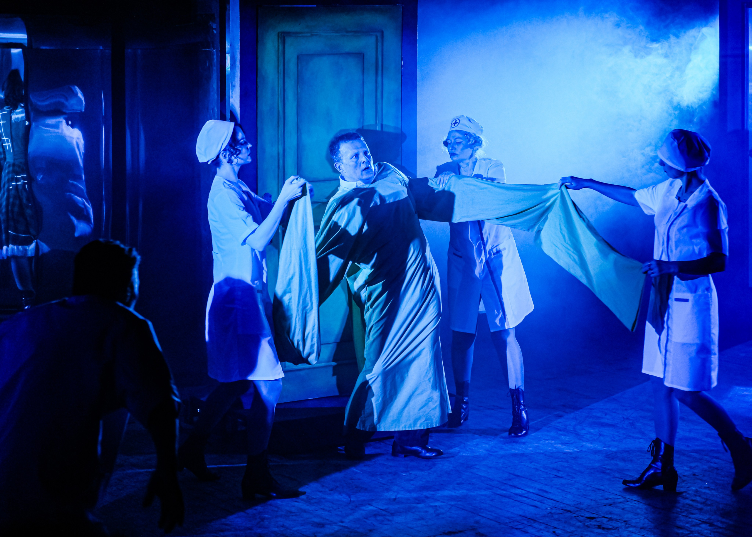 «Покровские ворота». Фотограф в Москве, фотожурналист Александр Малахов