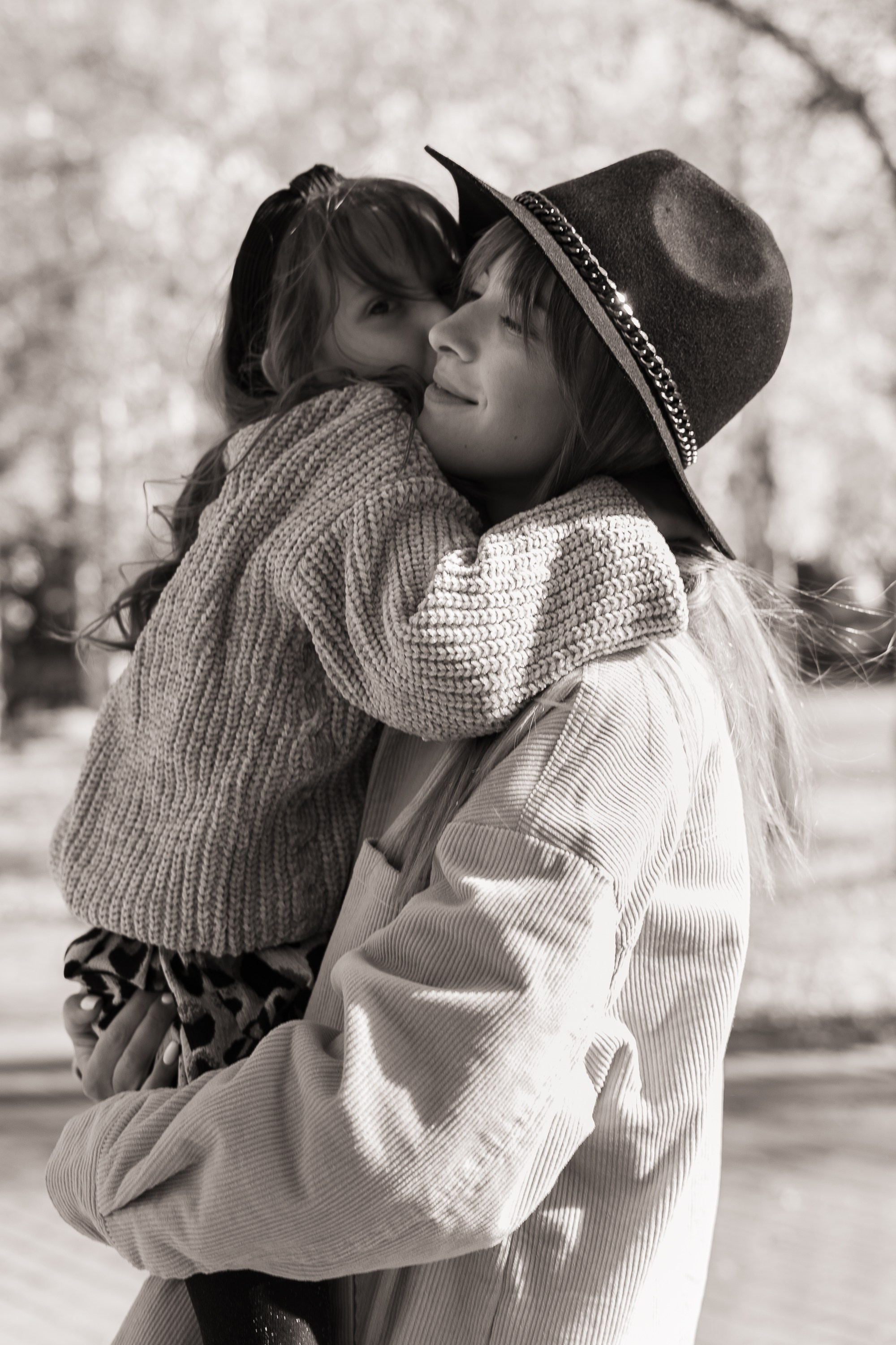 Ксения и Милана. Осенний город. Эстетичная фото- и видеосъёмка Ирина Арсентьева. Челябинск и весь мир