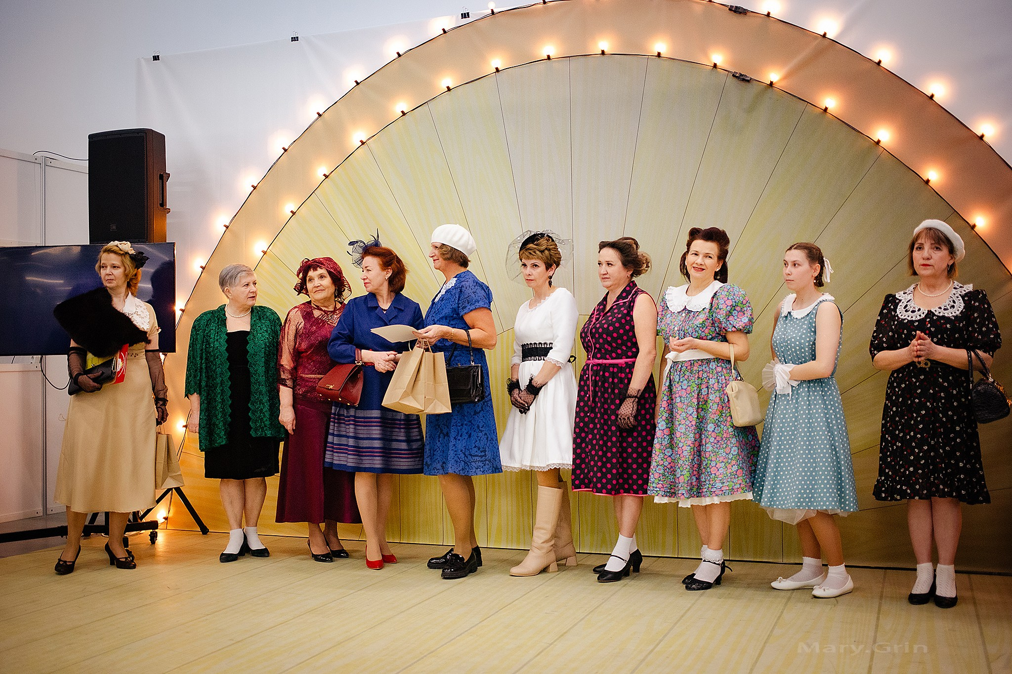 Показ моды 40х лет. Православная ярмарка 2025. Детский и семейный фотограф, фотограф мероприятий Нижний Новгород
