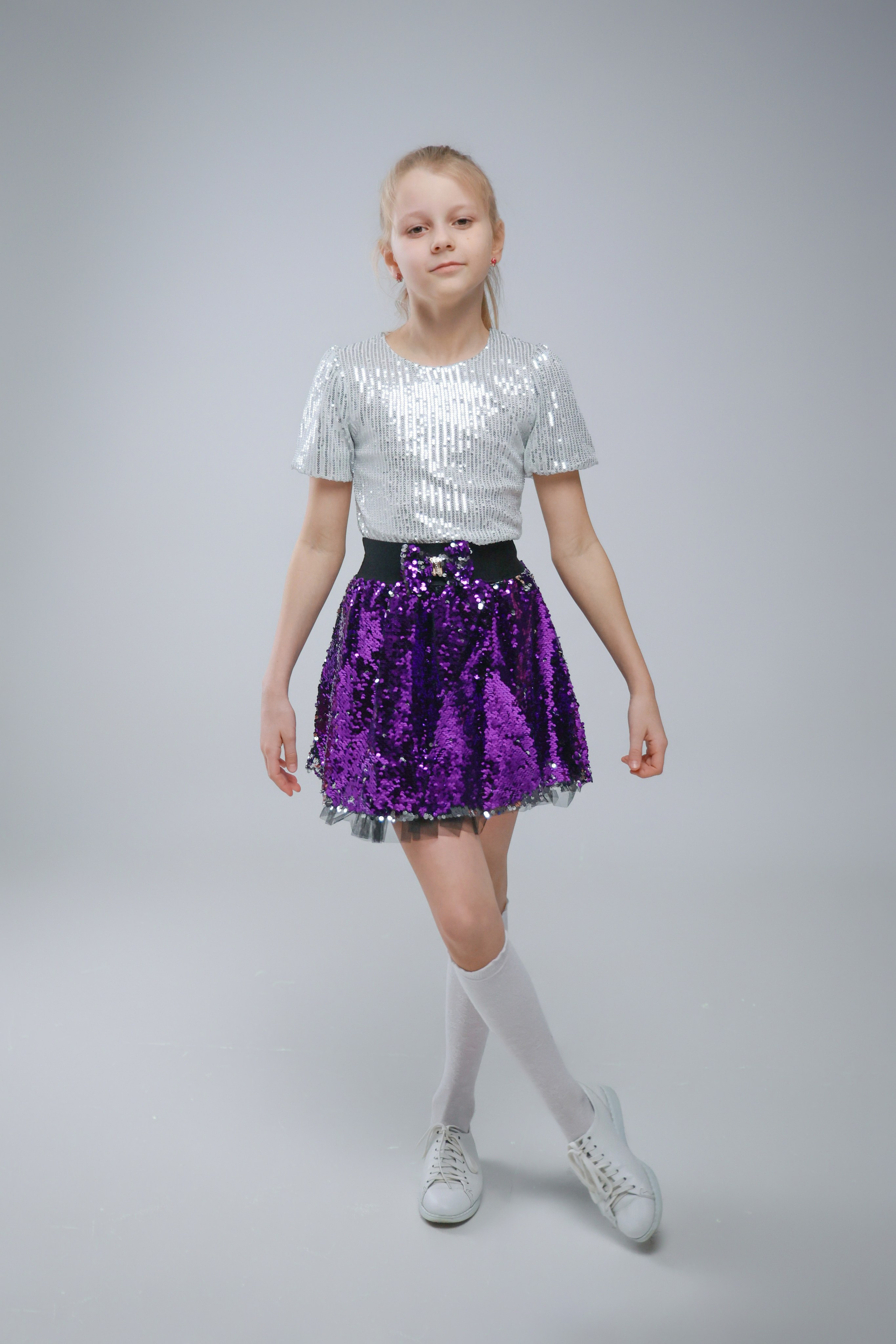 Фото детских платьев для рекламы на маркетплейсах. Фотограф, видеограф