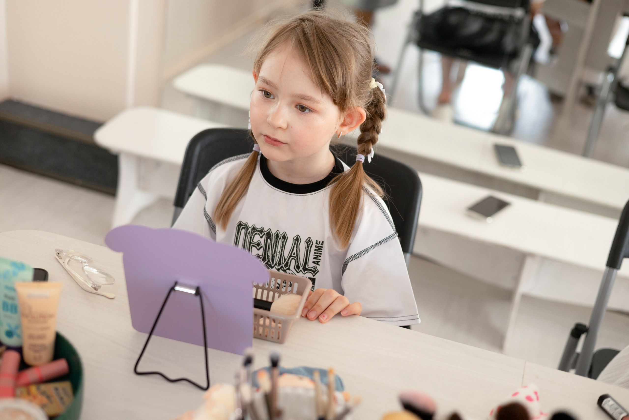 Мастер-класс макияжа на 9-й день рождения Вероники. Школа для девочек во Владивостоке — Само Совершенство