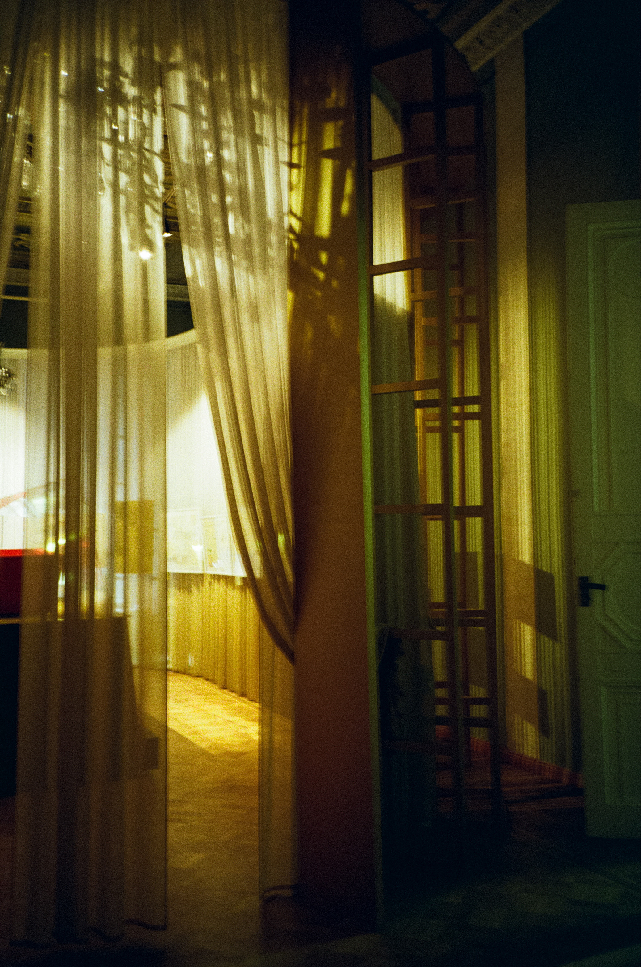 МЕЛЬНИКОВ / MELNIKOFF в Музее Архитектуры. Фотограф-документалист Мария Осокина