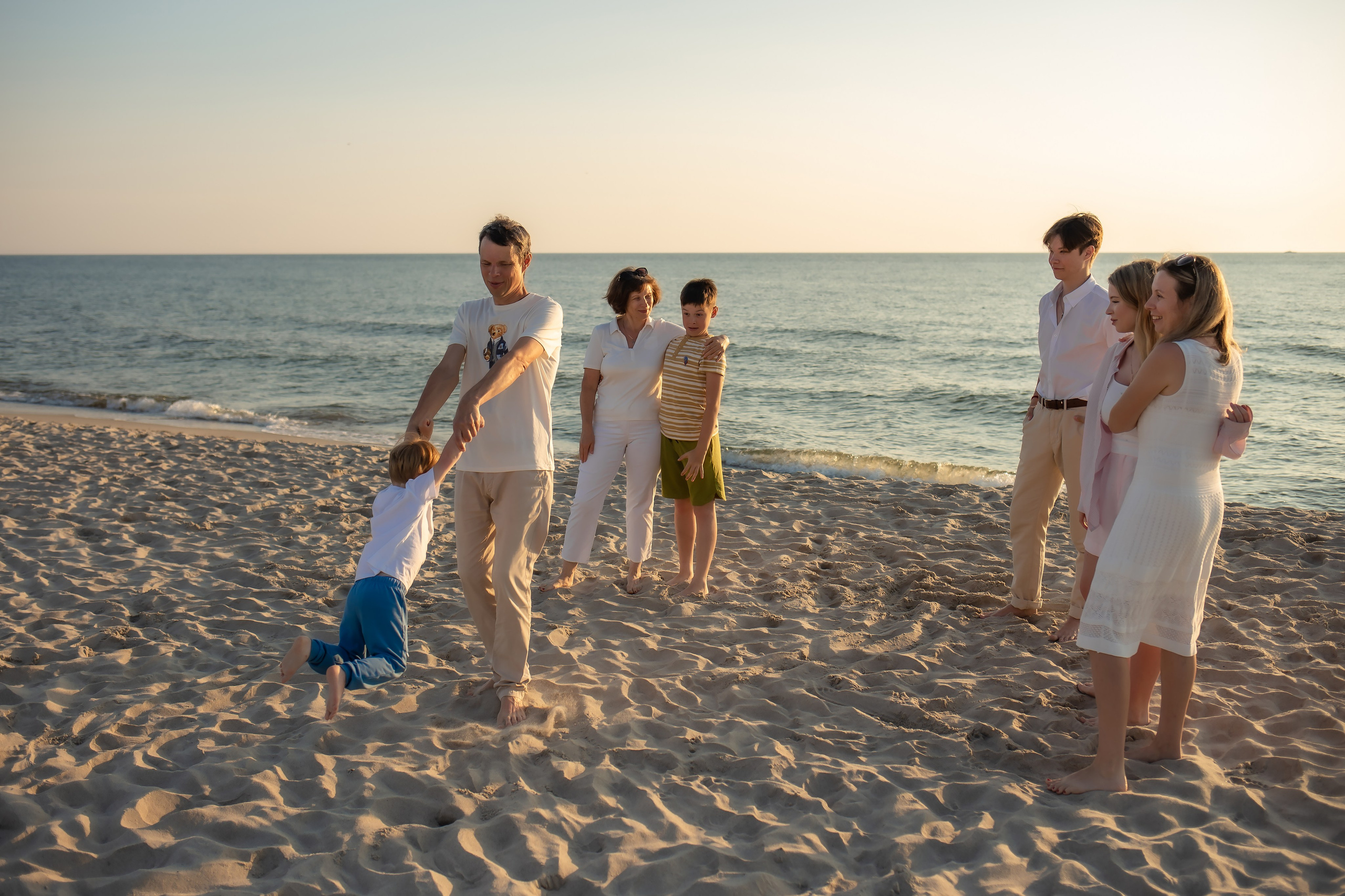 Екатерина и Антон. На закате. Фотограф в Калининграде Решетникова Алина