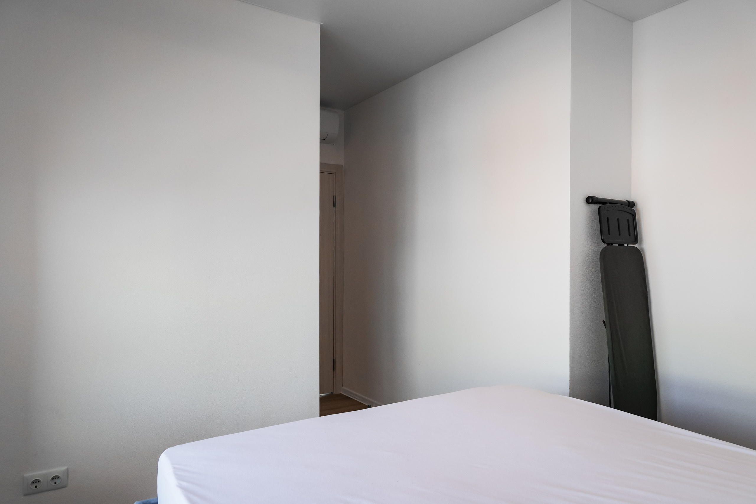 APARTMENT COMPLEX INTERIOR. Mixturecaptures