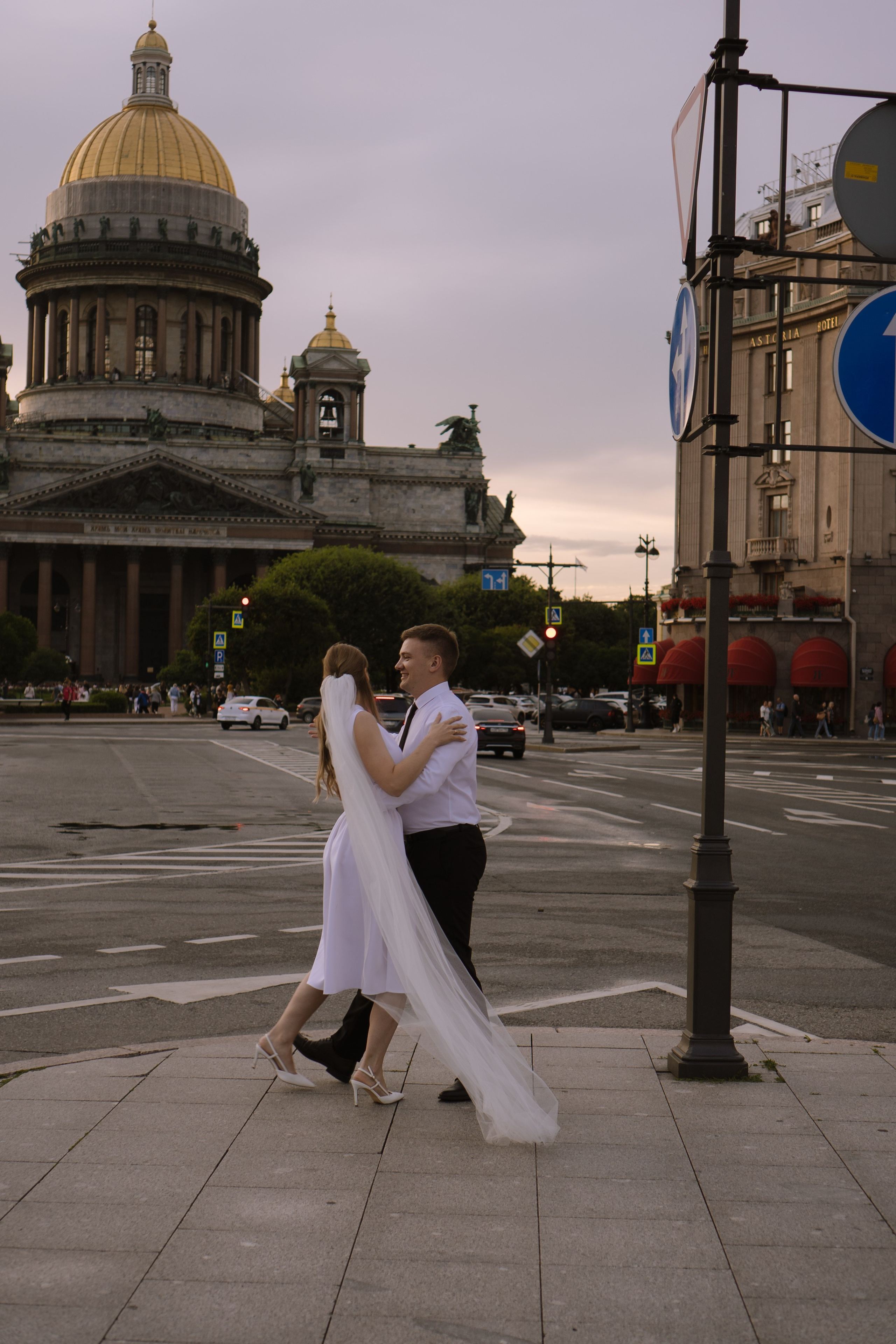 СВАДЕБНАЯ СЬЕМКА С ИСАКИЕВСКИМ СОБОРОМ, АСТОРИЯ И ЗАКОНОДАТЕЛЬНОЕ СОБРАНИЕ. Профессиональный фотограф, Санкт-Петербург — Виктория Богомолова