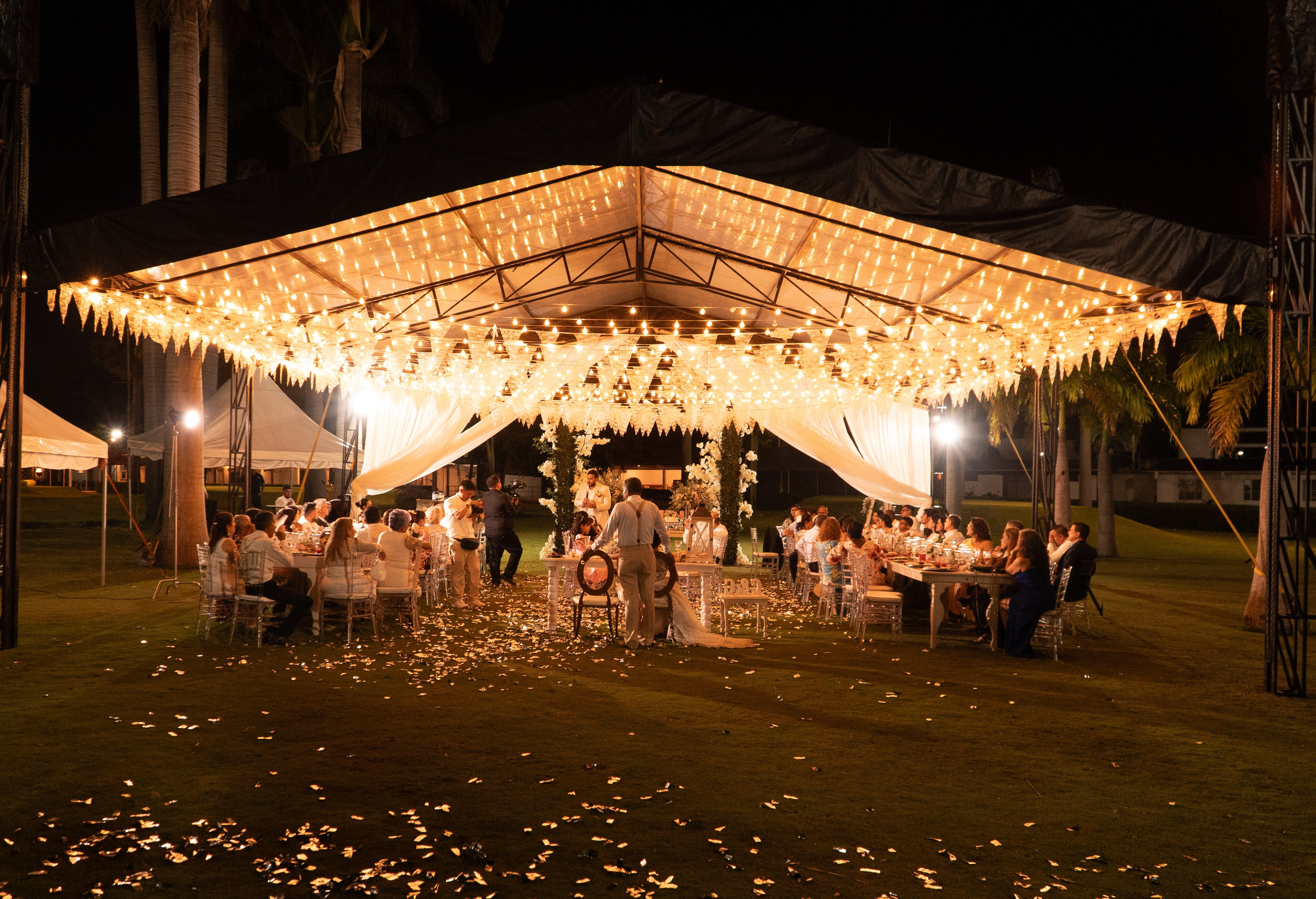 Carola & Gerson. Wedding Photographer in Barcelona and Medellin