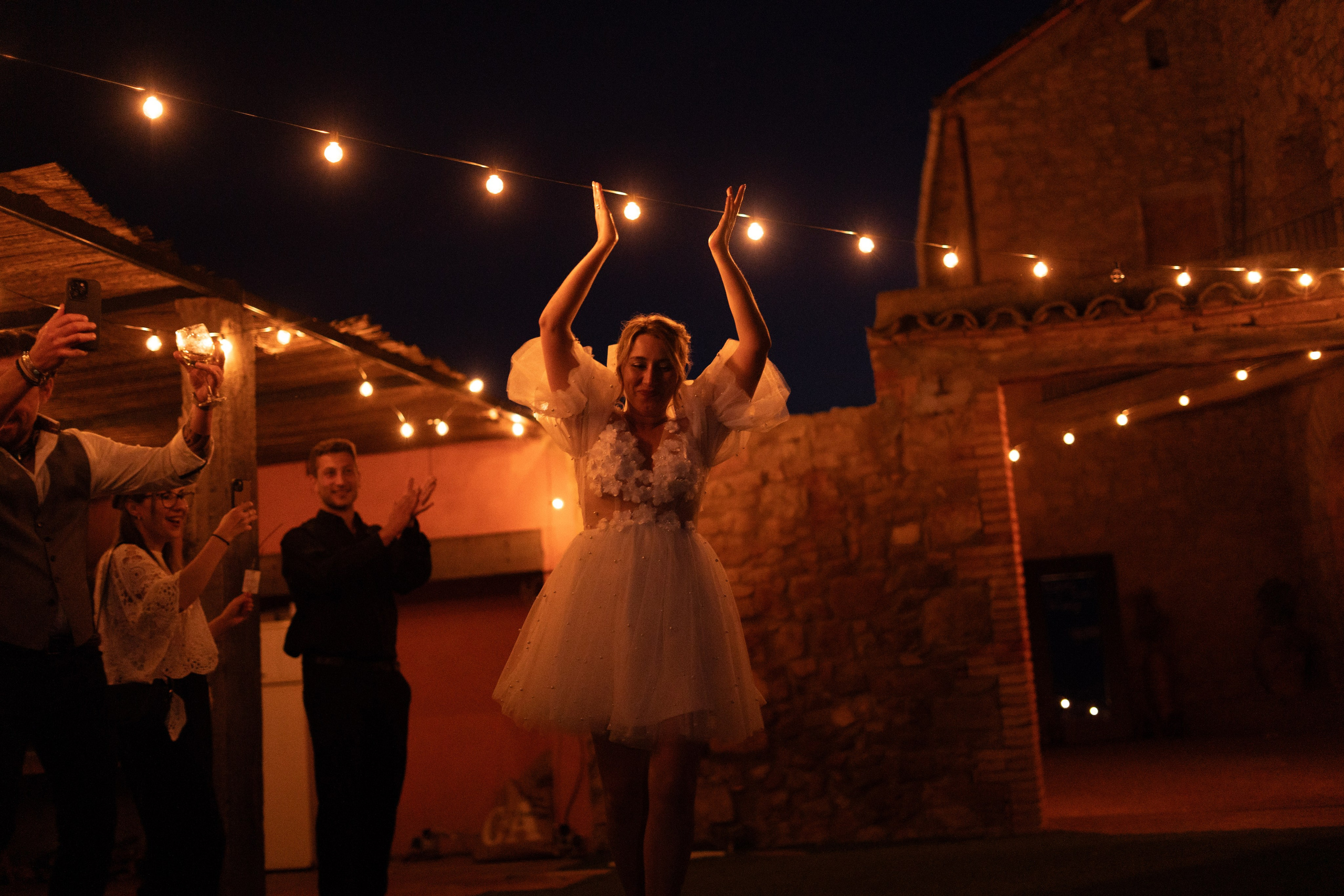 Stasy and Roberto. Wedding Photographer in Barcelona and Medellin