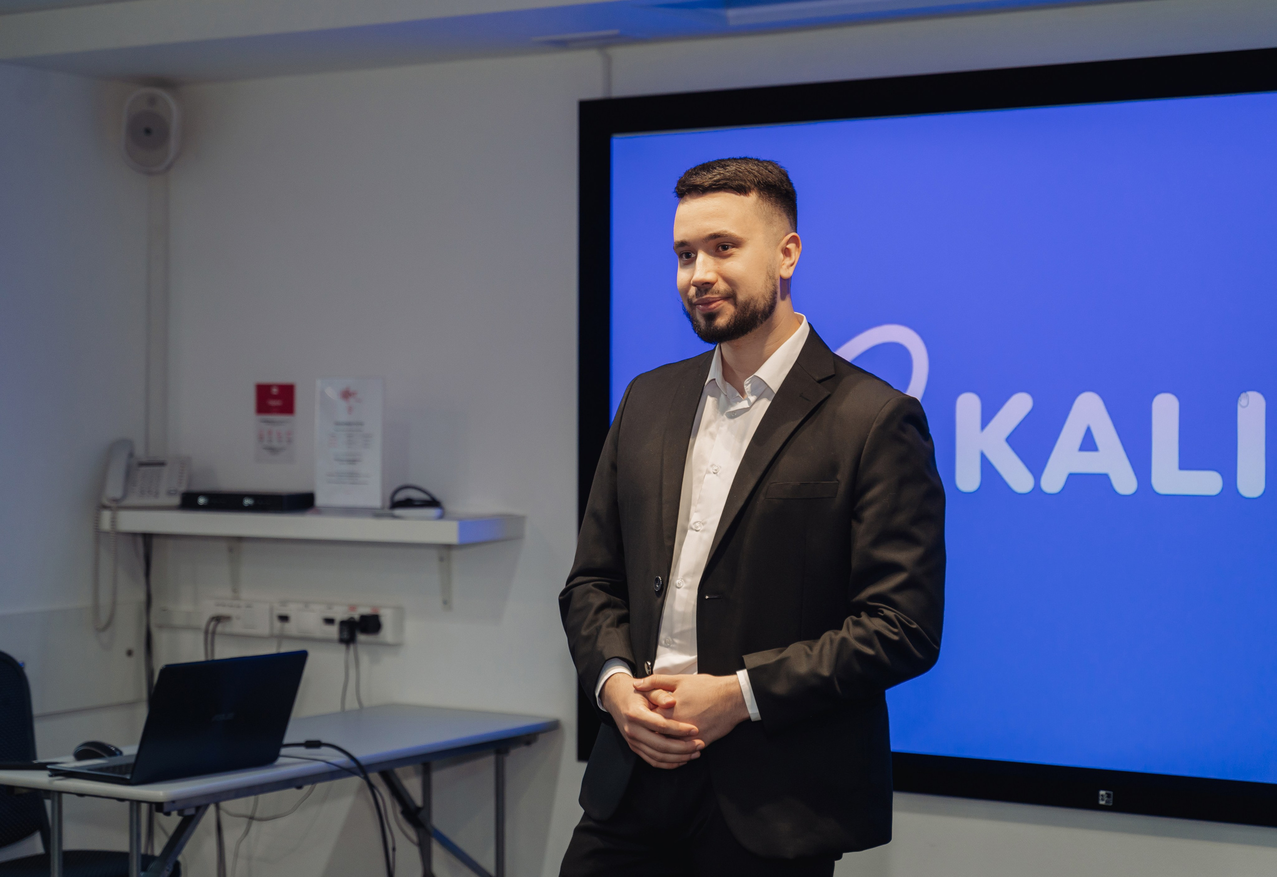 Презентация KALINZA. Свадебный и семейный фотограф в Краснодаре Павел Мельников