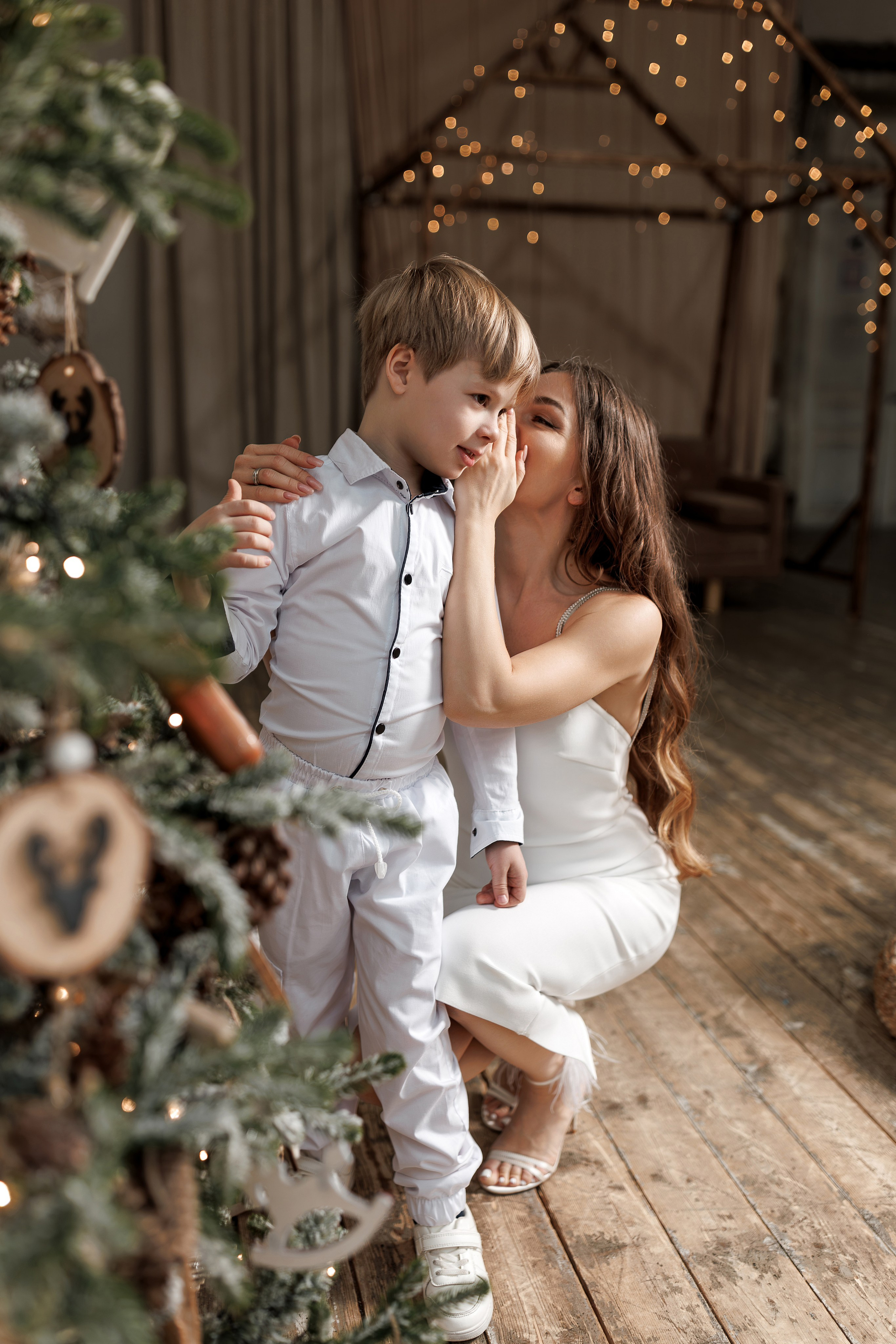 Новогодняя семейная фотосессия в студии FAMOUS (на Павелецкой). Свадебный и семейный фотограф в Москве и МО Елена Агапова