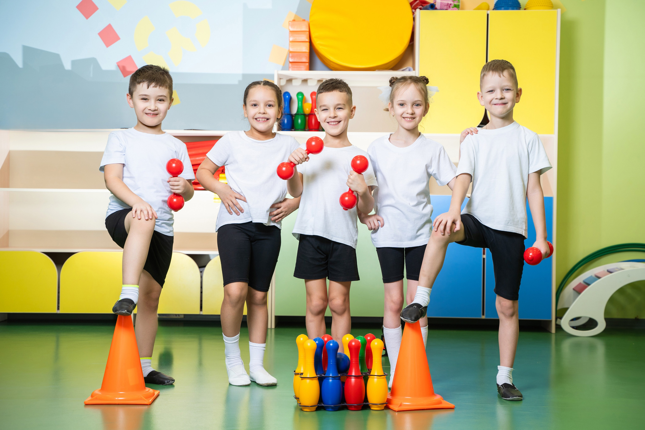 Фотографии выпускников детского сада. Выпускные альбомы Нижнекамск Набережные Челны Фотостудия Небо