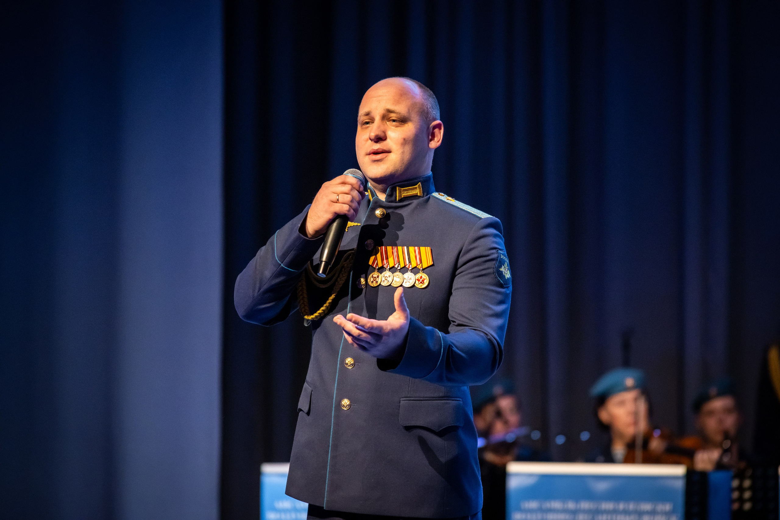 Концерт ансамбля ВДВ. Фото и видео в Москве Клим Воробьев