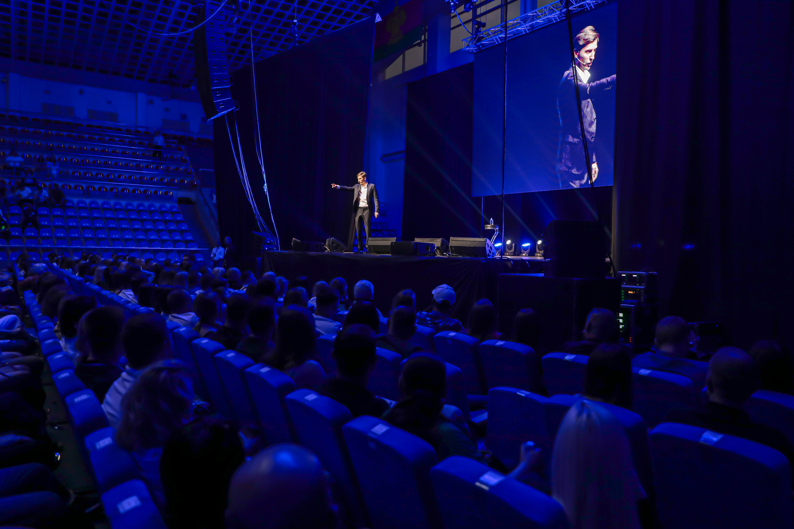 «ПАВЕЛ ВОЛЯ STAND-UP». Photographer Viktoriya Markushina «My world throug»