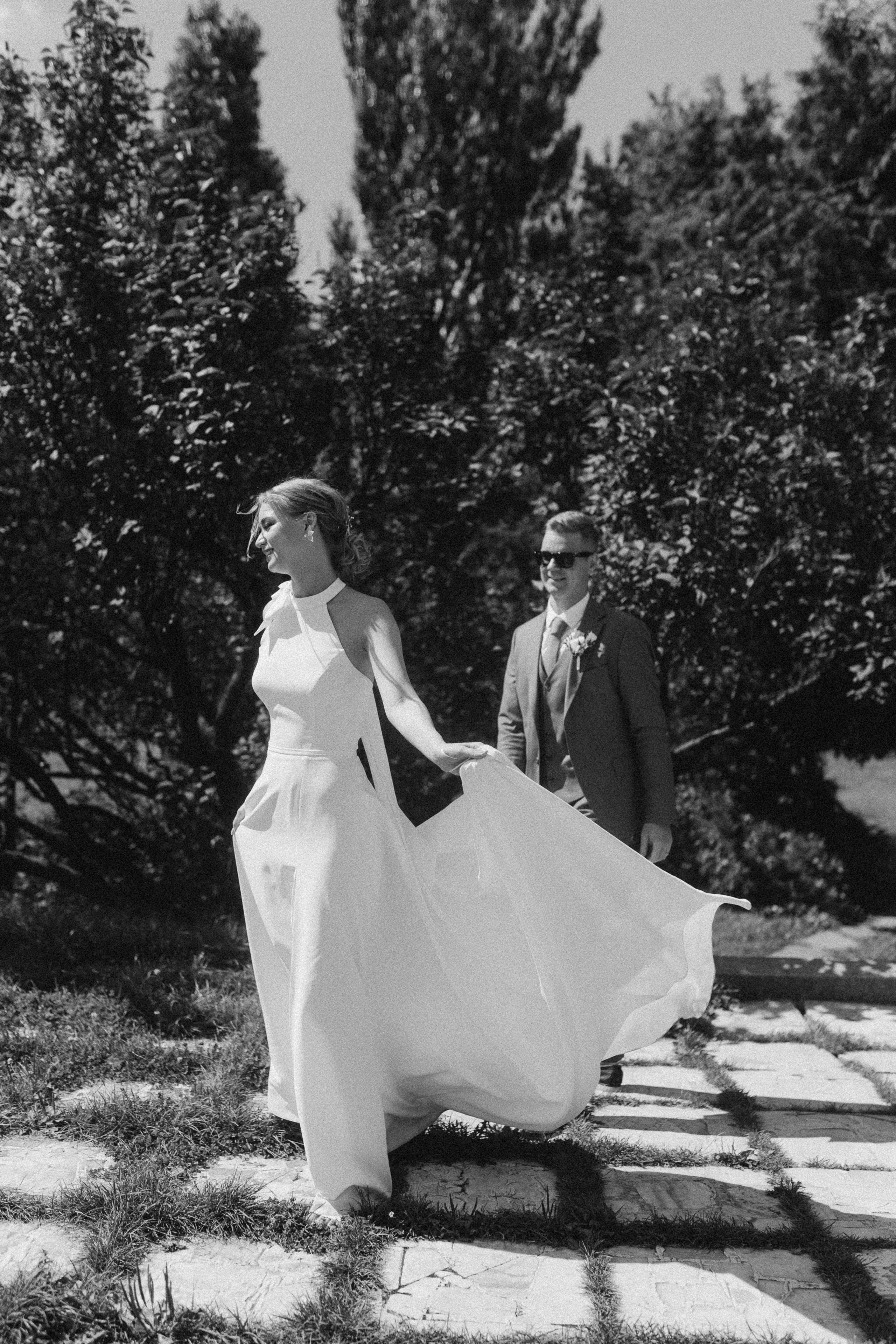 Свадебная фотосессия в Главном Ботаническом саду и в оранжерее. Свадебный фотограф в Москве Мария Крош