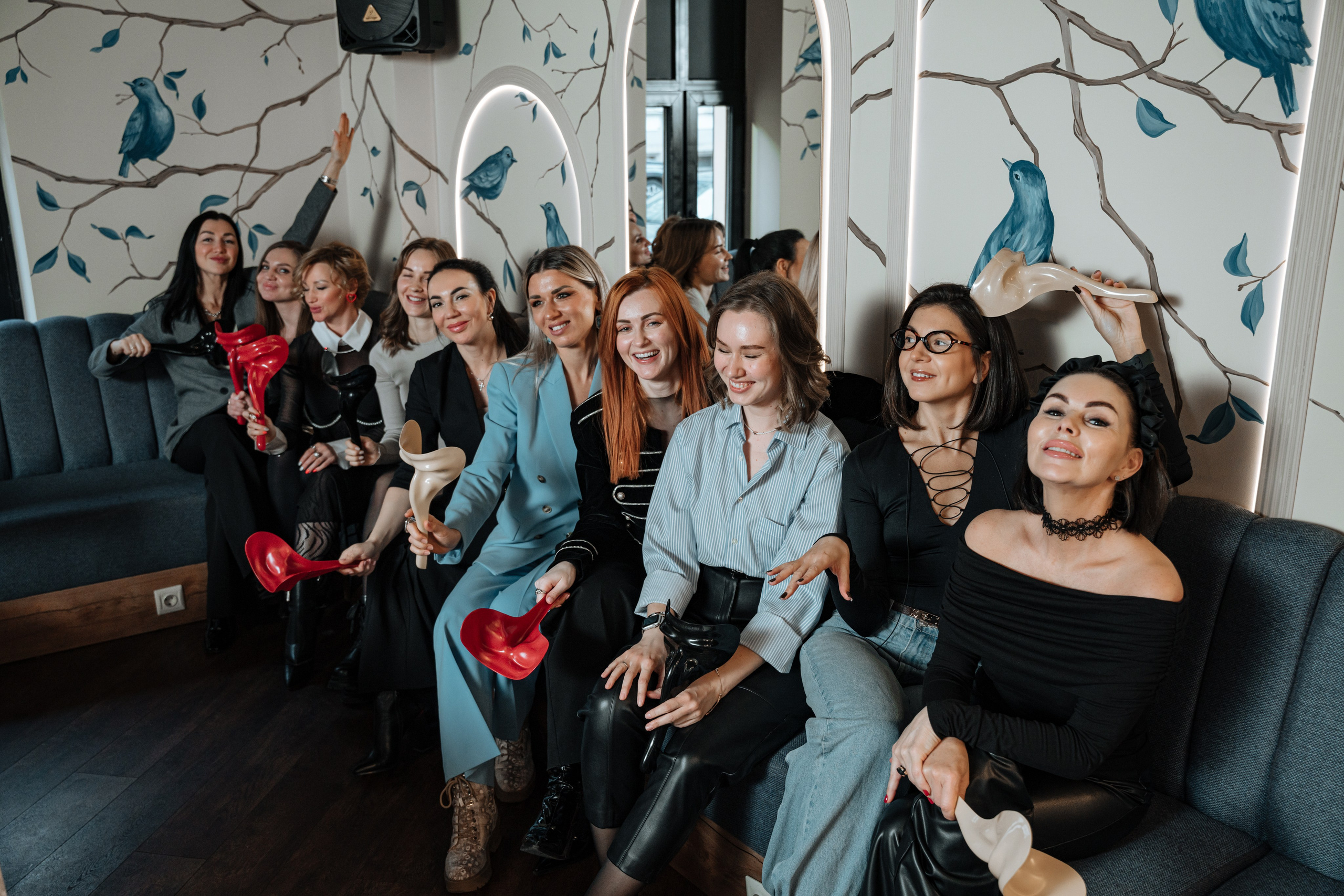 Мафия. Бар FINCH. ЖЕНСКИЙ КЛУБ LAXMI. Портретный фотограф в Санкт-Петербурге Дмитриева Наталия