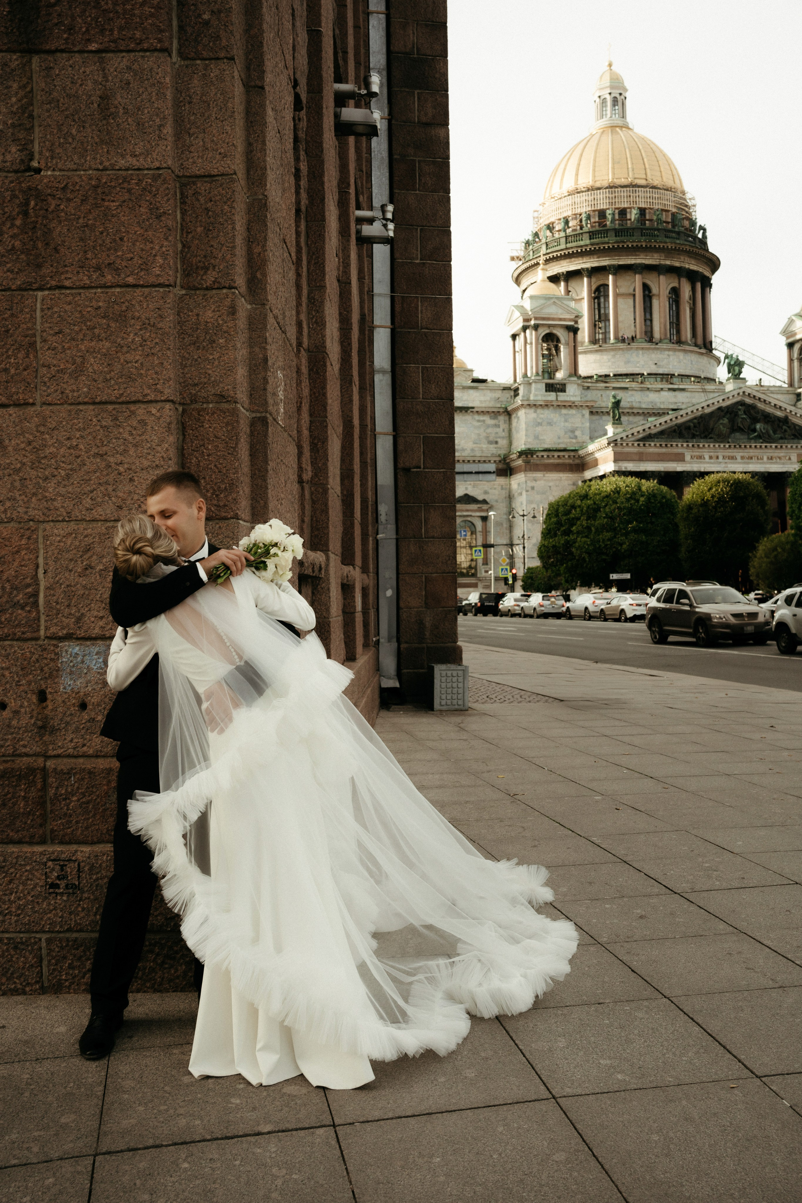 Однажды в летнем саду. Свадебный фотограф в Петербурге Таша Вайб
