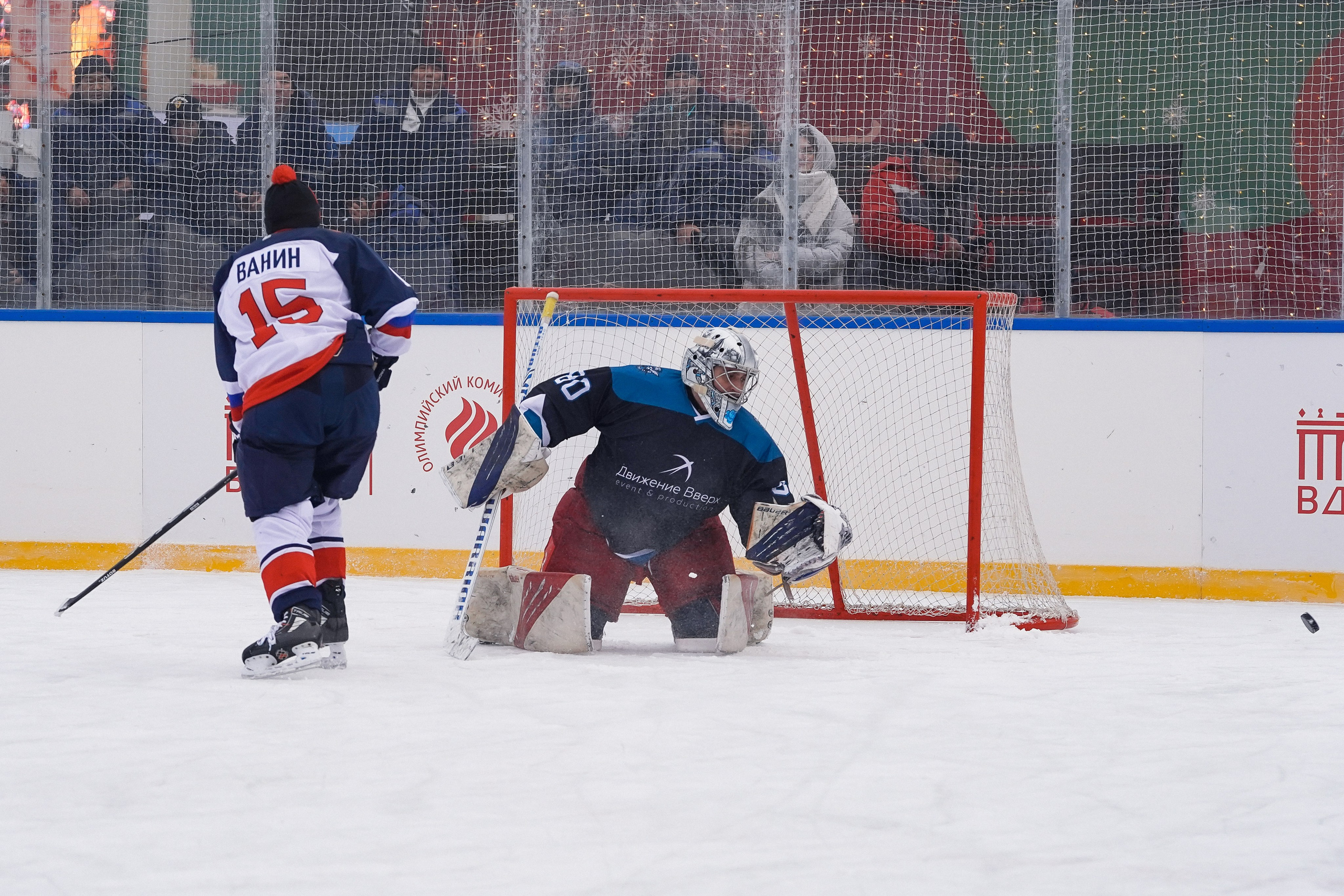 Хоккейный матч на ВДНХ. Анна, фотограф Москва, Зеленоград