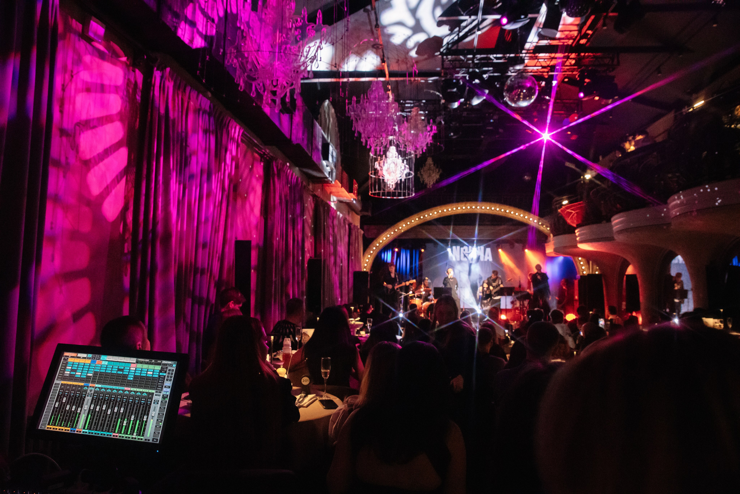 Nonna. Сольный концерт в Magnus Locus. Фотограф в Москве Яна Полосина