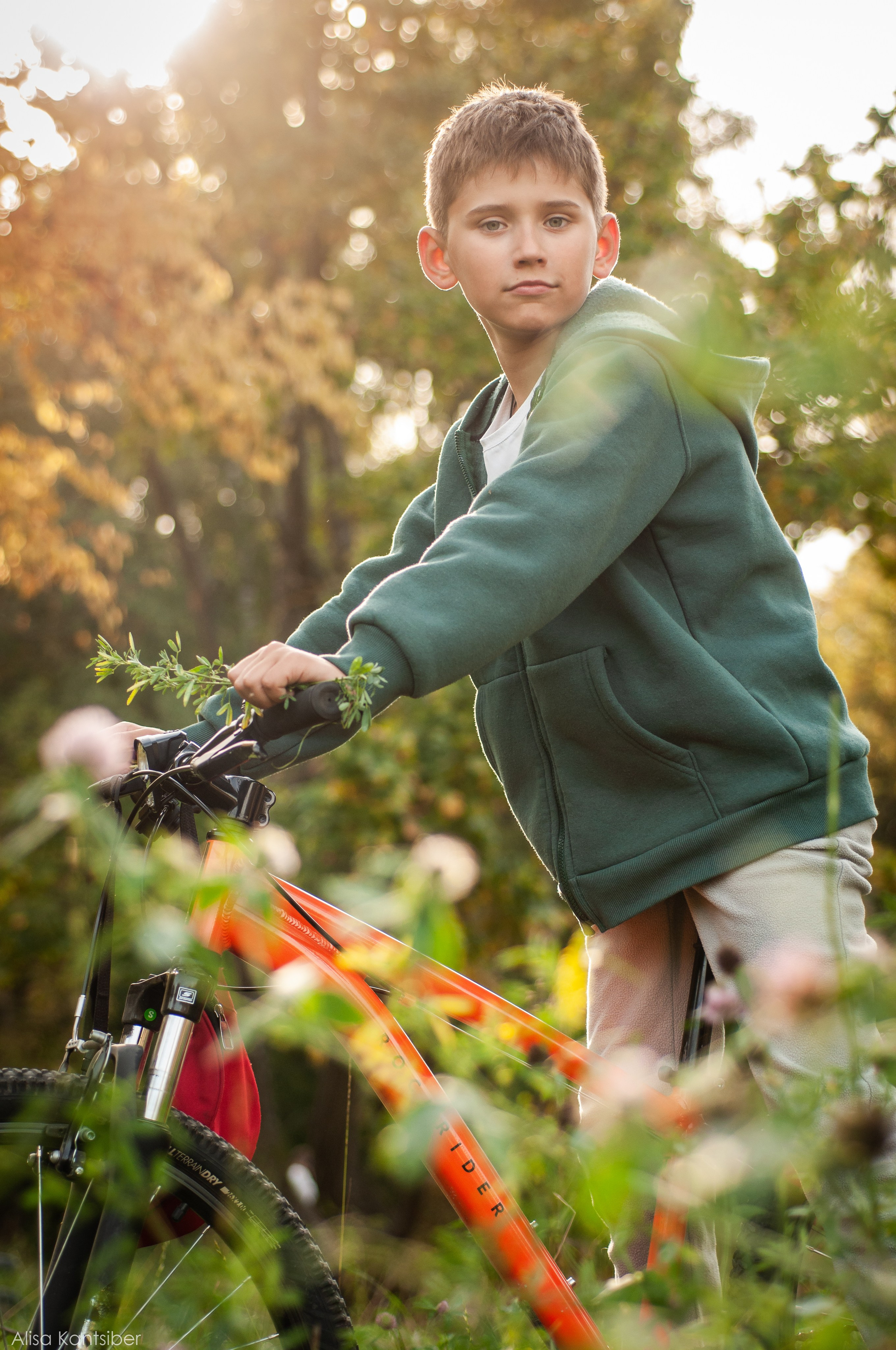 Иван. Фотограф Алиса Канцибер. Москва. Портрет, семейное фото, свадьбы