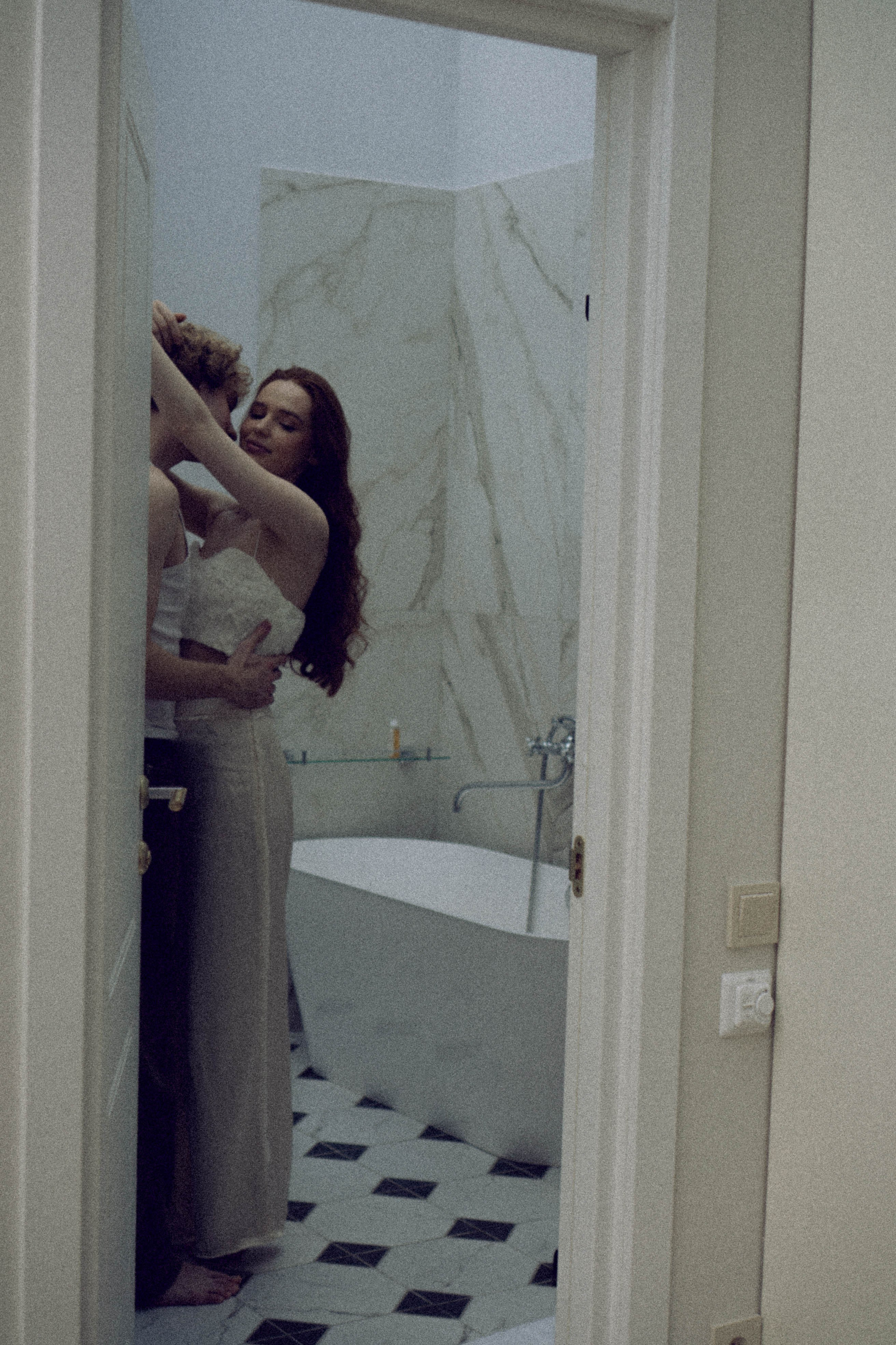 СВАДЕБНАЯ СЬЕМКА В ОТЕЛЕ. СБОРЫ ЖЕНИХА И НЕВЕСТЫ И ТАКЖЕ ТОР И ПОДГОТОВКА К ПРОГУЛКЕ. Профессиональный фотограф, Санкт-Петербург — Виктория Богомолова