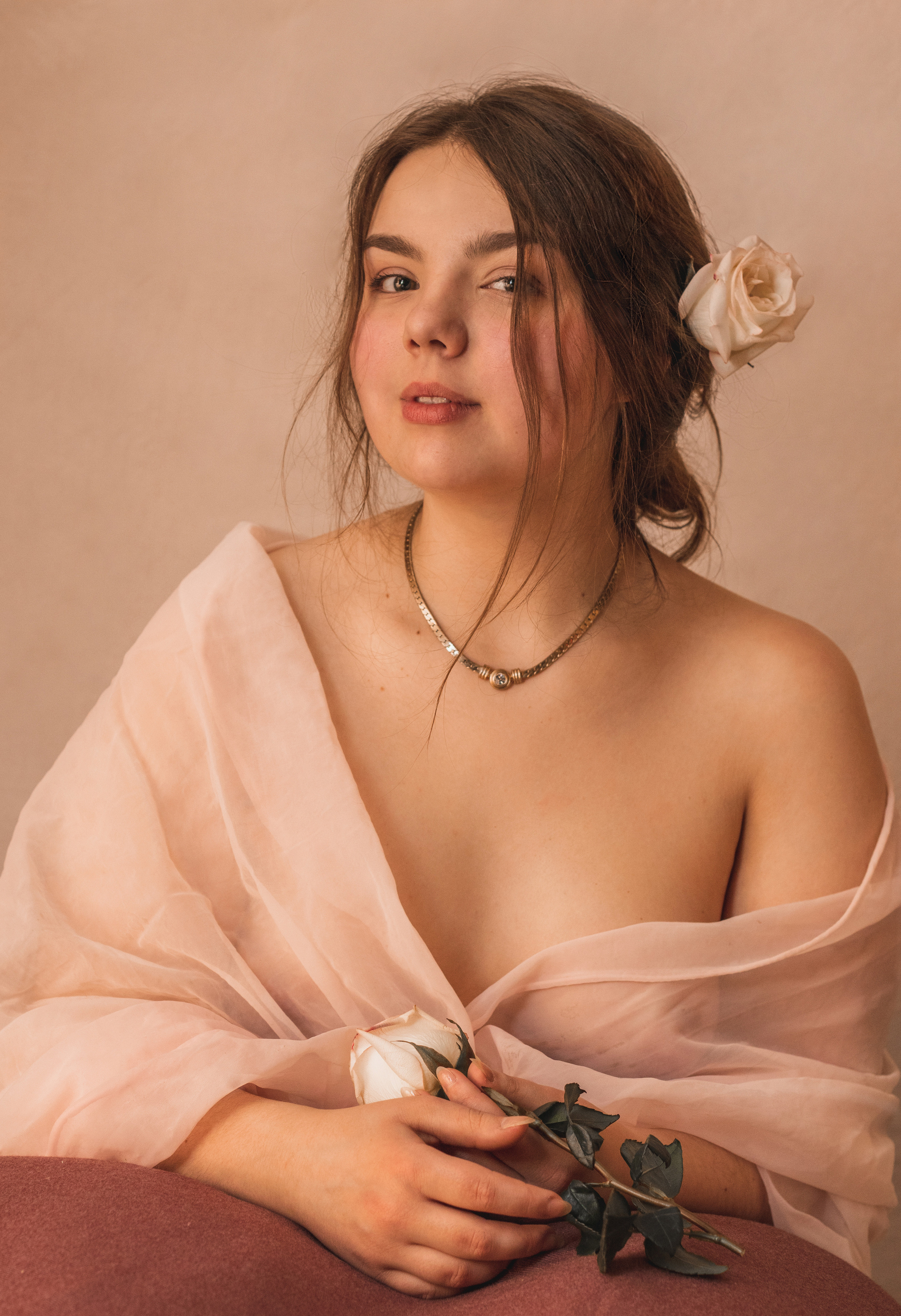 Artistic Nude Photography – Elegant and Minimalist Photo Collection