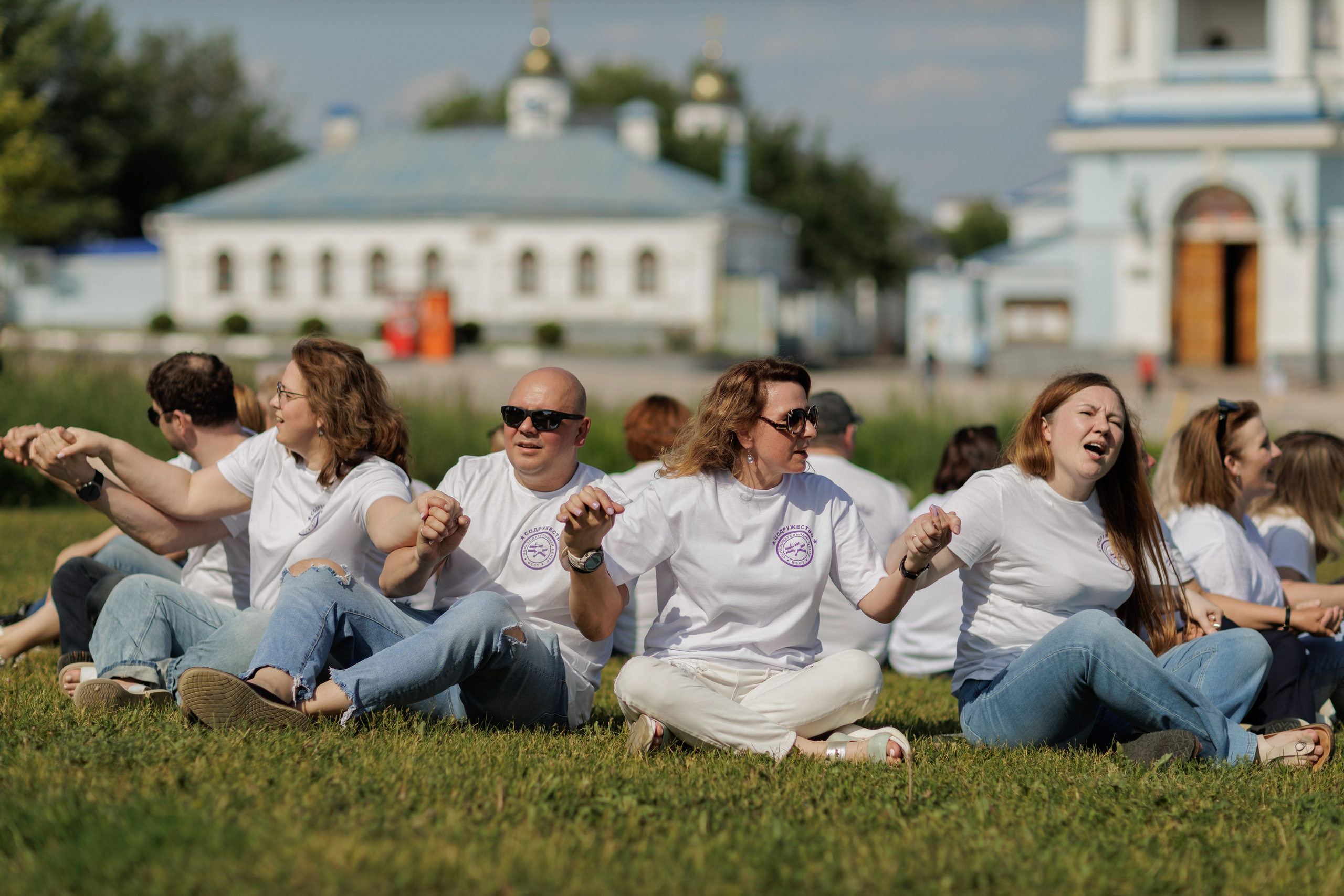 Репортажные фото съёмки клипа от родителей выпускникам. Свадебный фотограф в Воронеже Александр Работкин
