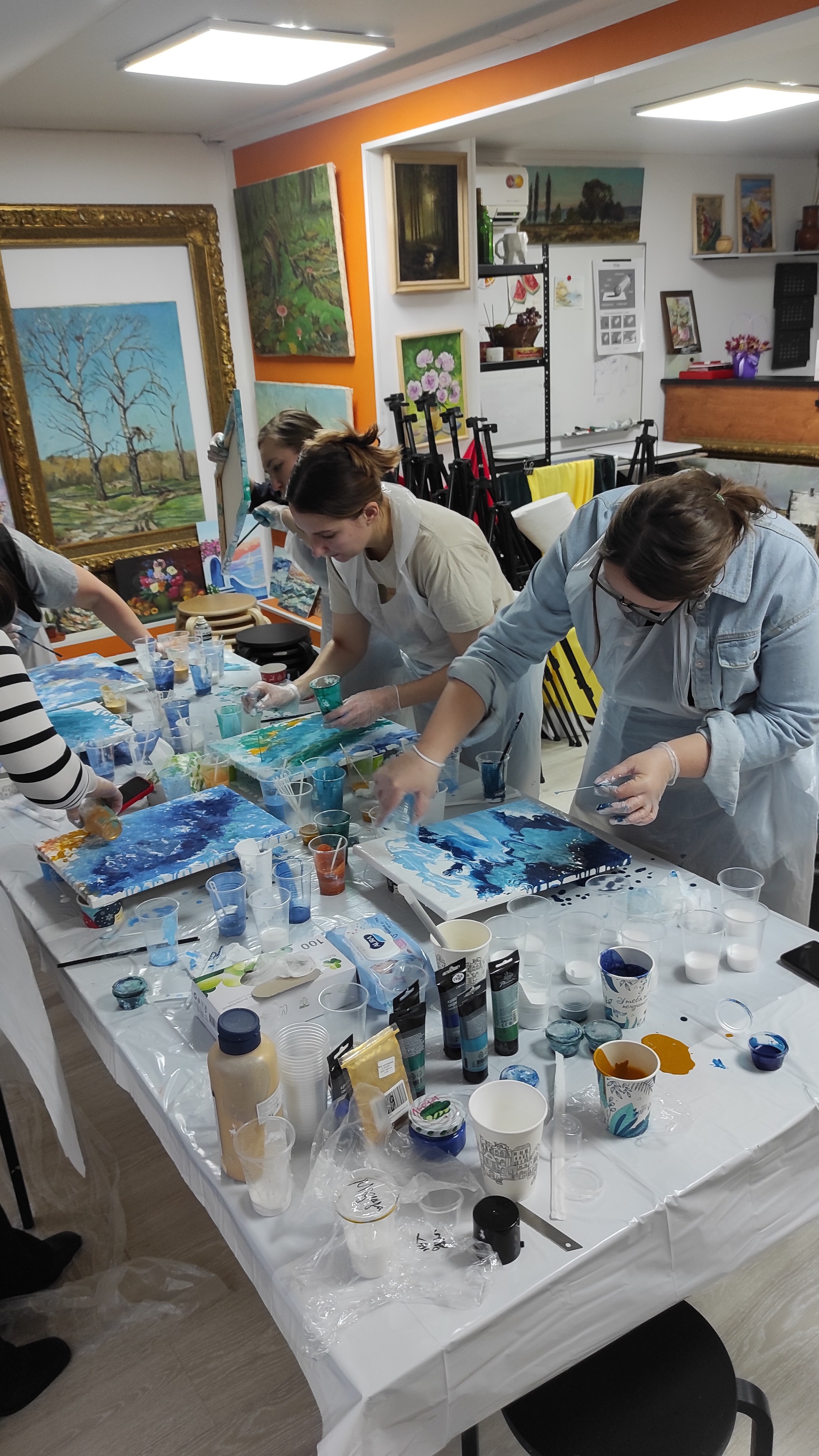 Арт-вечеринки. Арт-вечеринки и мастер-классы в Москве для взрослых и детей