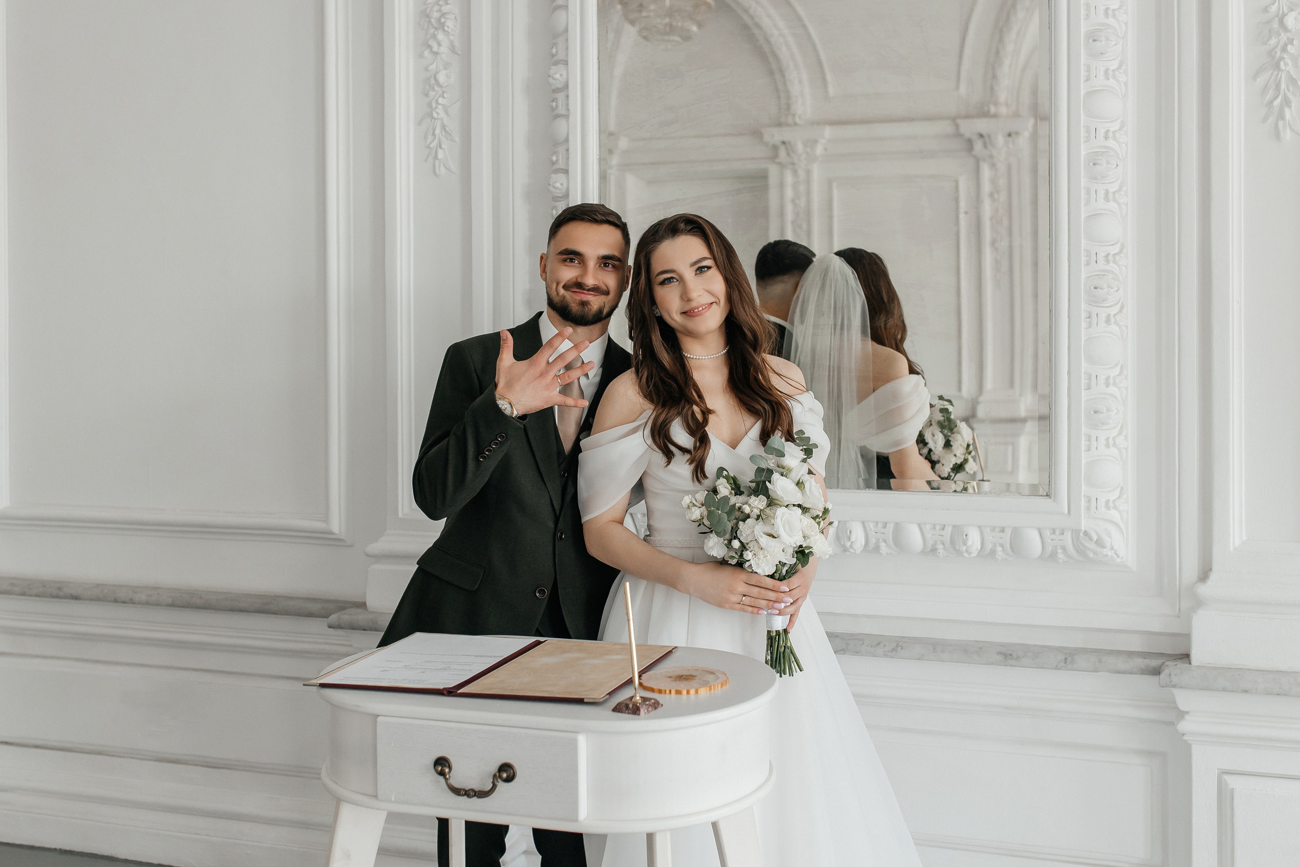 Выездная регистрация брака в Особняке Спиридонова. Свадебный фотограф в Москве Дарья Олендарёва