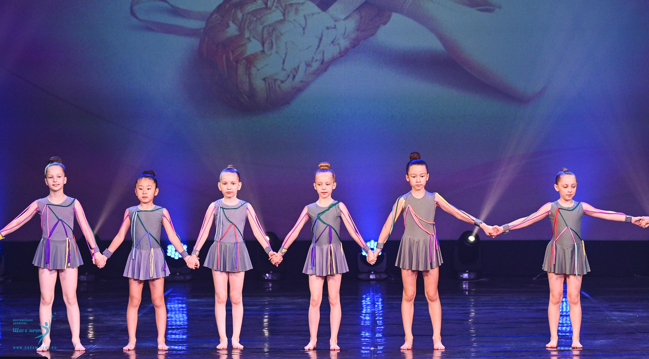 24.05.2025 «Мир под названием — Искусство танца» Фестивальное движение «Шаг к мечте» г. Кострома. Медиастудия Фото Концепт