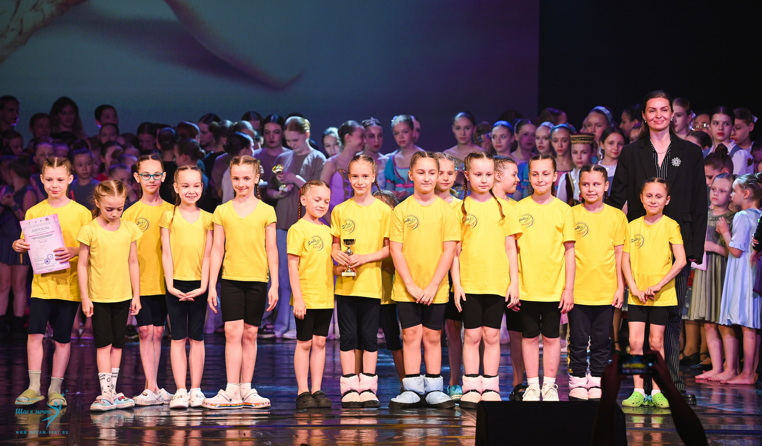 24.05.2025 «Мир под названием — Искусство танца» Фестивальное движение «Шаг к мечте» г. Кострома. Медиастудия Фото Концепт