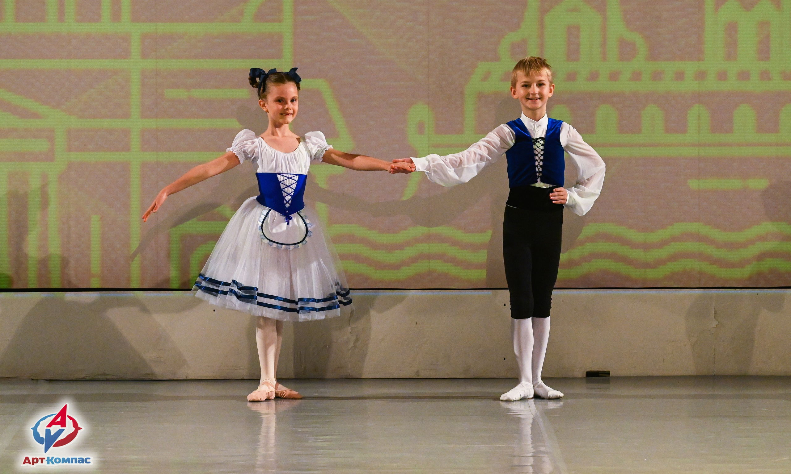 05.10.2025 Всероссийский фестиваль талантов «НЕВСКИЕ ВСТРЕЧИ» г. Санкт-Петербург. Медиастудия Фото Концепт