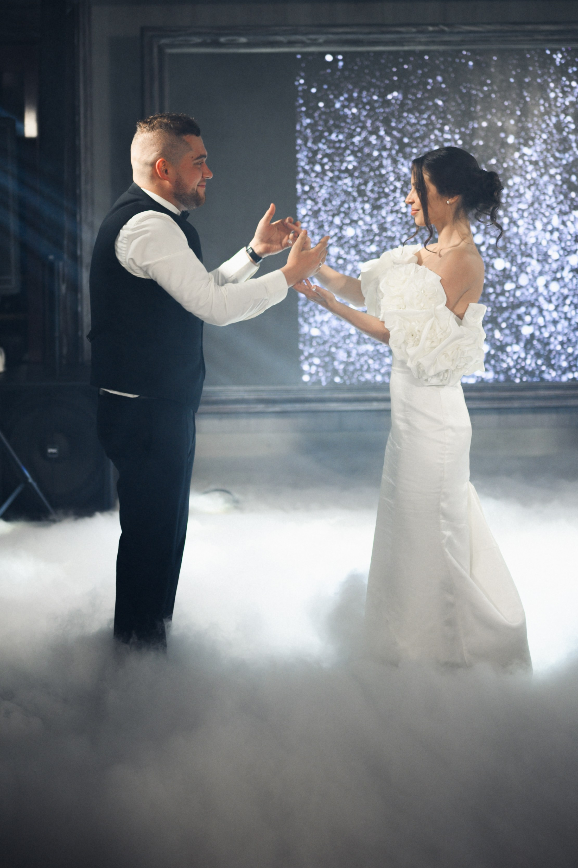 Мария и Никита. Бунгало в Москве.Аренда Бунгало в Мск