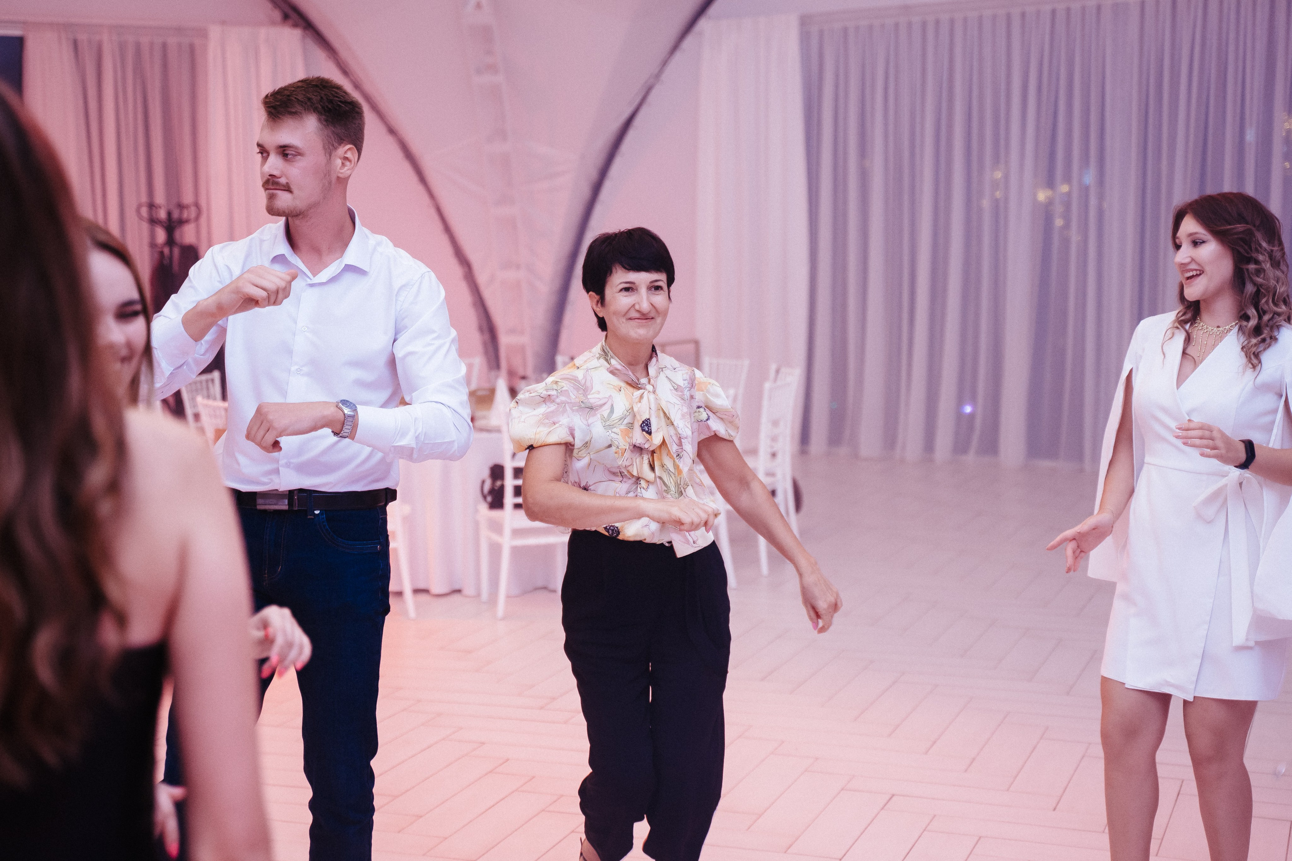 Ави Центр. Свадебный фотограф в Симферополе