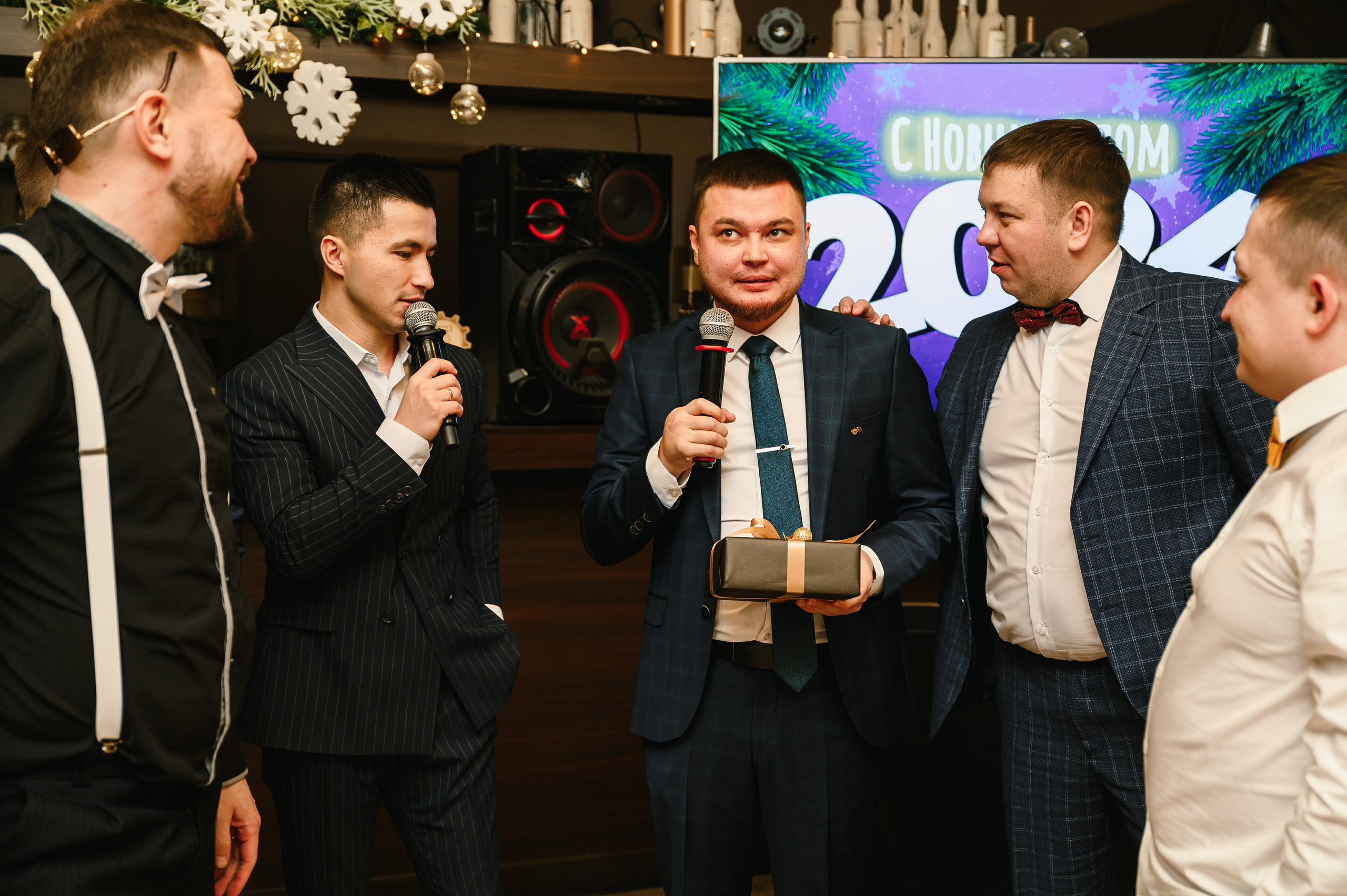 Новогодний корпоратив в «Алых парусах». Wedding and family photographer USA