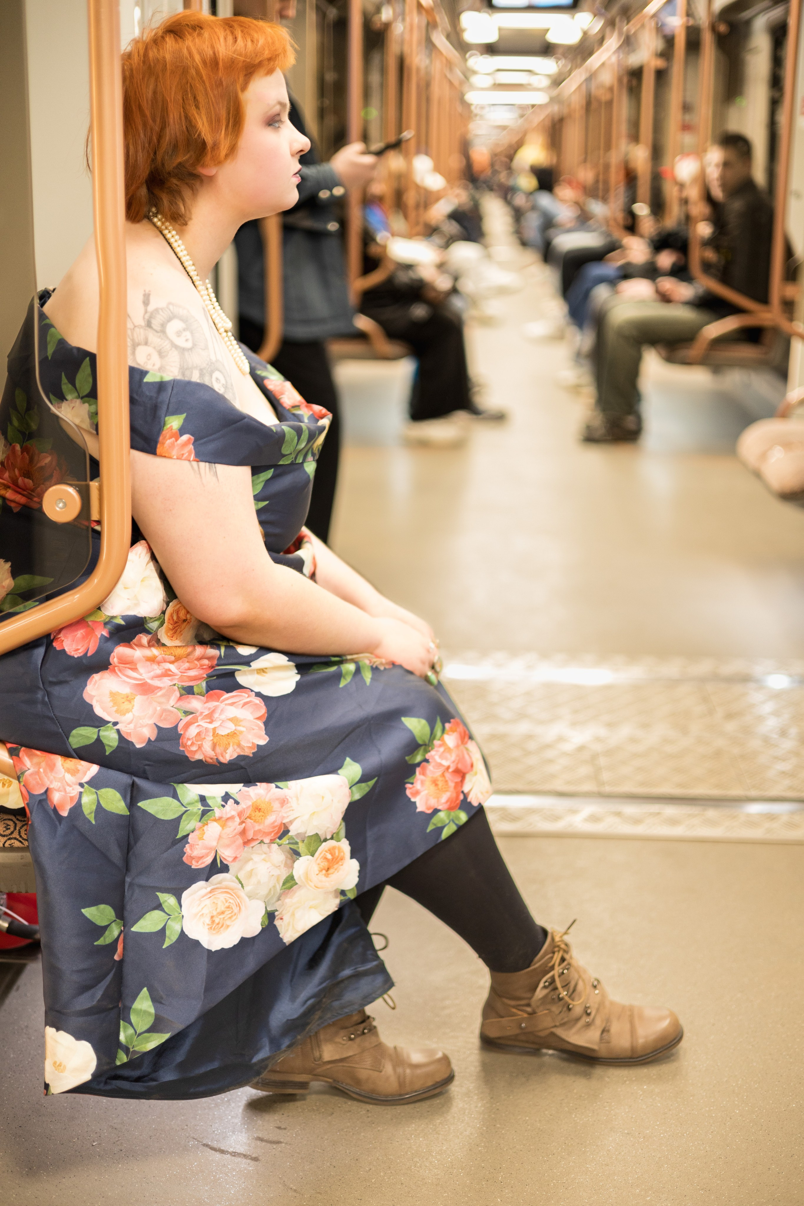 Фея в Московском метро. ФОТОГРАФ МОСКВА ЮЛИЯ ИБРАГИМ