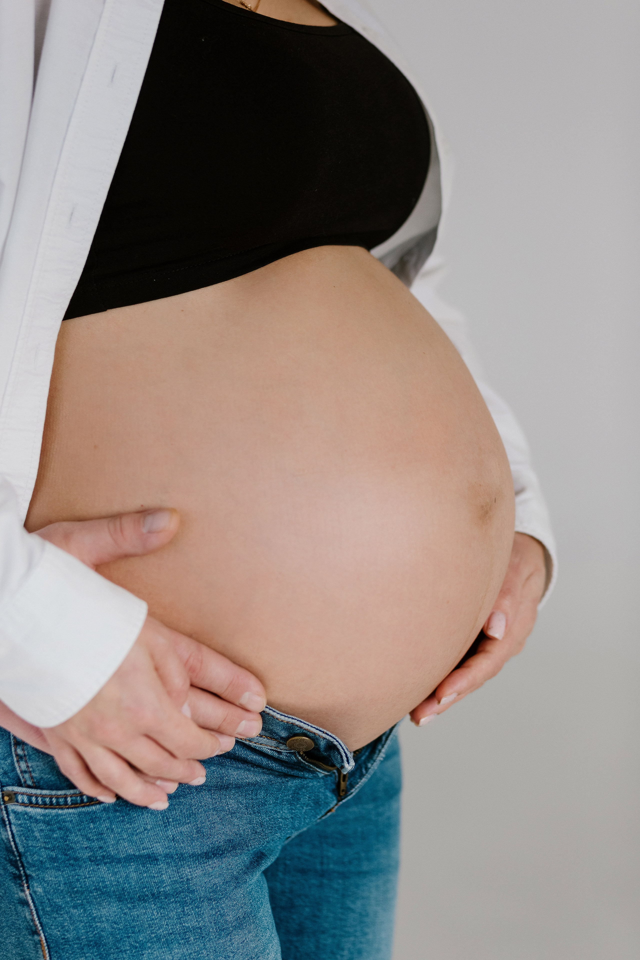 Прекрасное ожидание: Фотосессия беременной в сердце Таганрога. Свадебный и семейный фотограф в Таганроге Бакарюк Антон