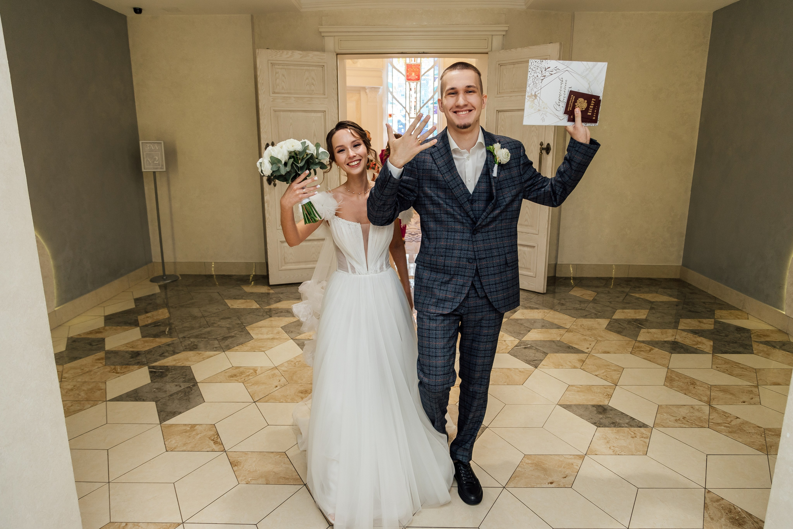 ЗАГС Центральный. Свадебный фотограф Новосибирск