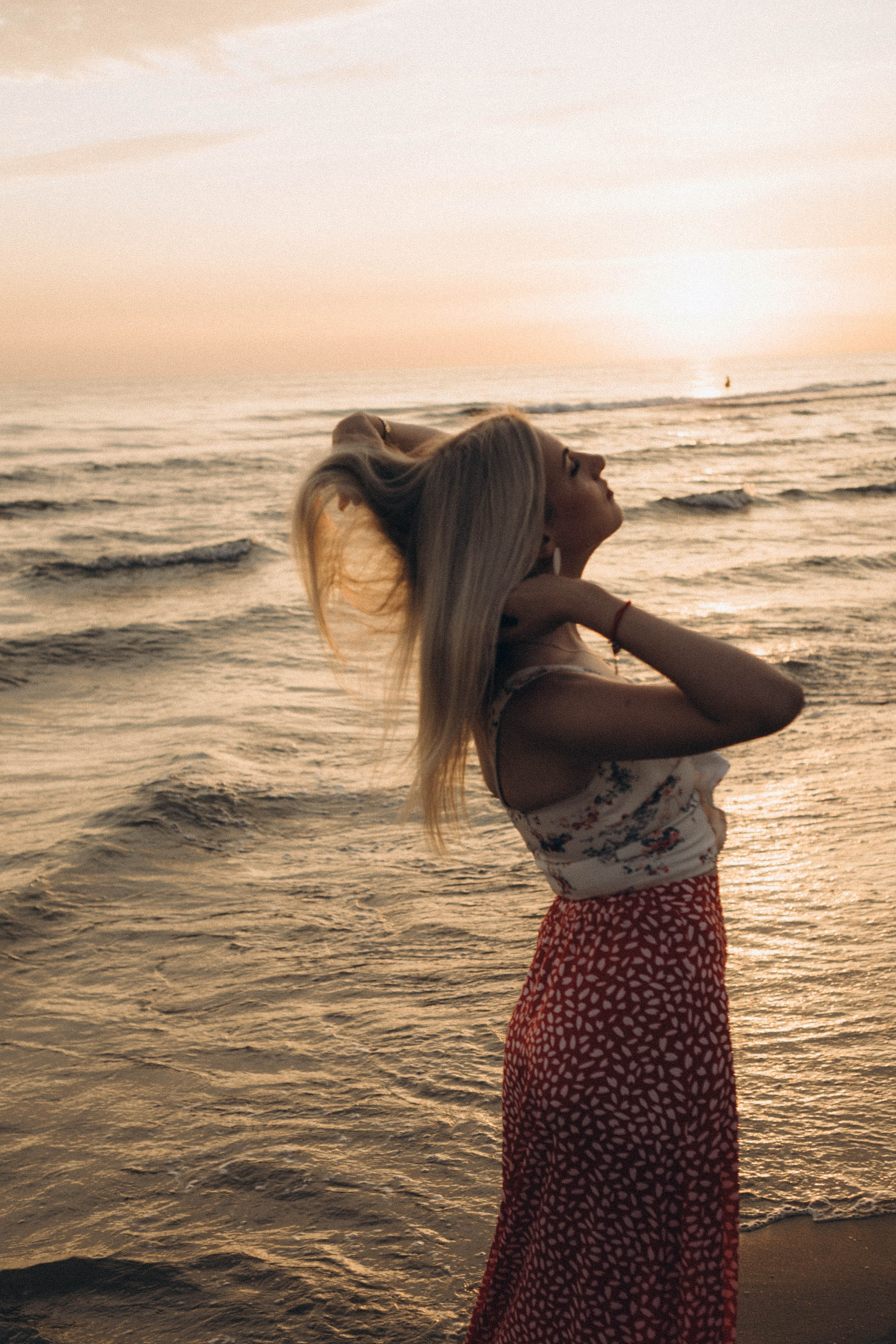 Июльский вечер на берегу черного моря. Профессиональный фотограф, Санкт-Петербург — Виктория Богомолова