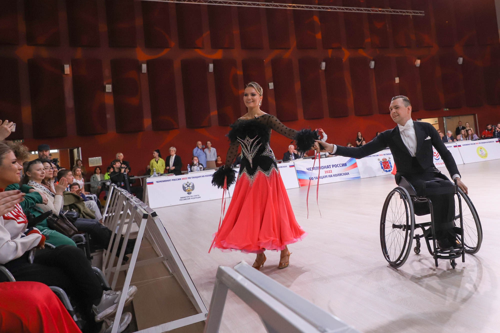 Чемпионат России по танцам на колясках. Фотограф Дарья Попова