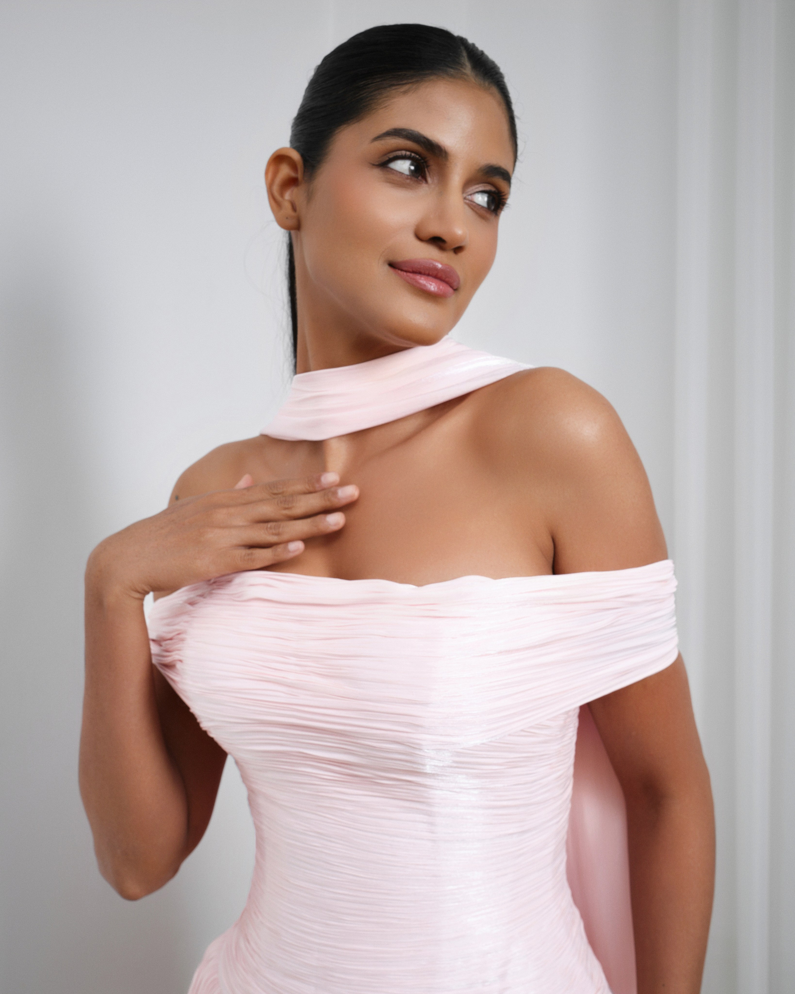 Brand Dress. NOIZOMAX Художественный фотограф в Дубай