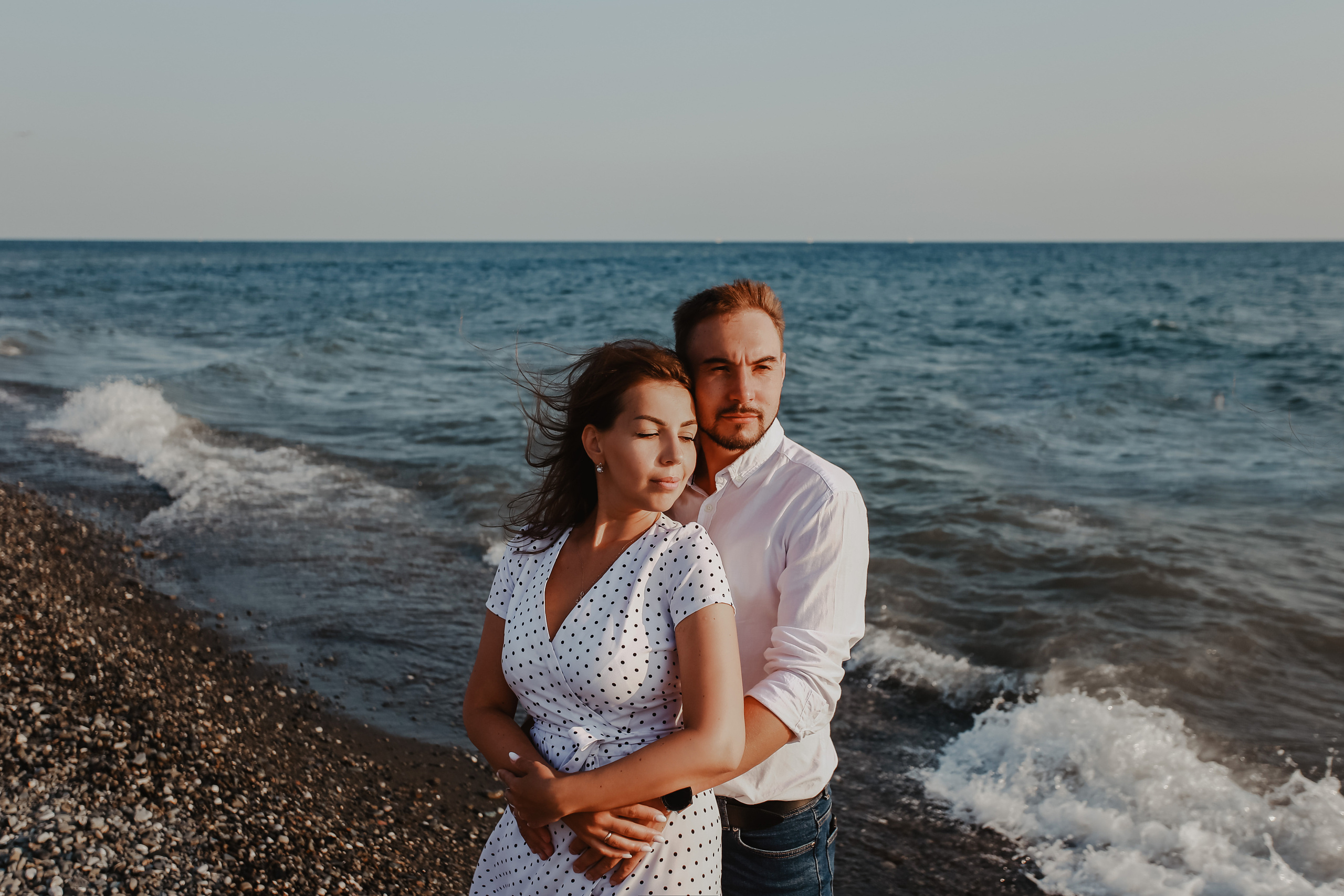 Пляж Мандарин. Милана Довгаль - семейный фотограф и видеограф  в Адлере и Сочи