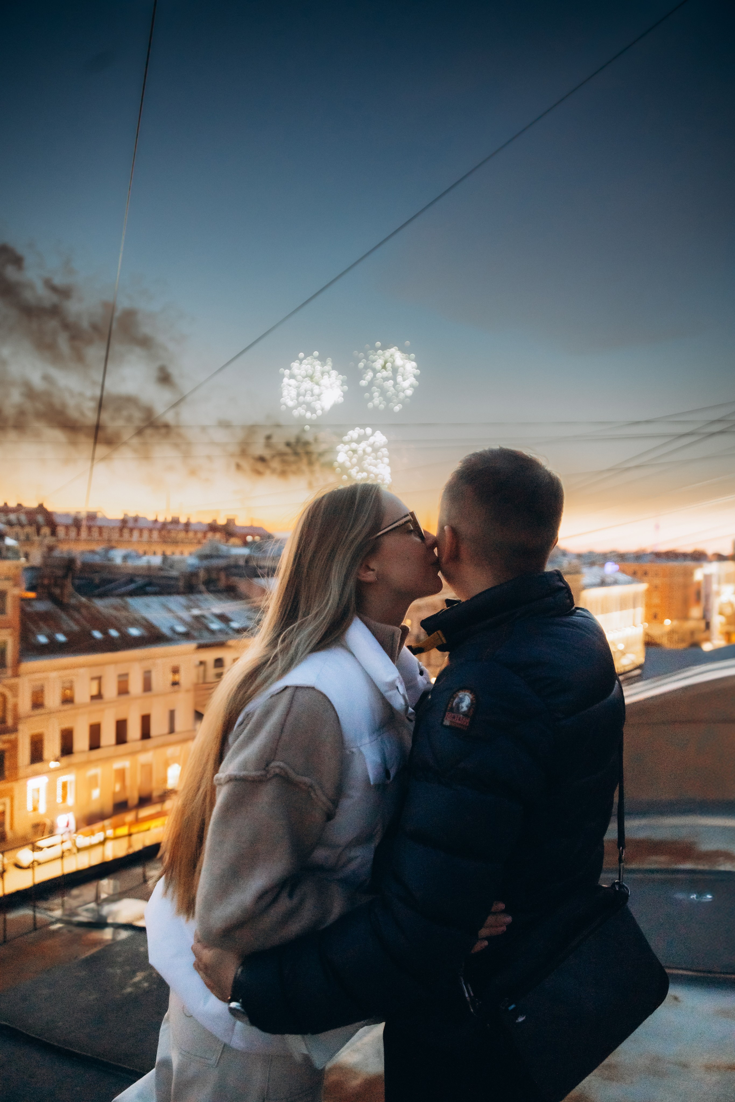 Встречая закат на Питерской крыше. Фотограф в Санкт-Петербурге Разиля Идиятуллина