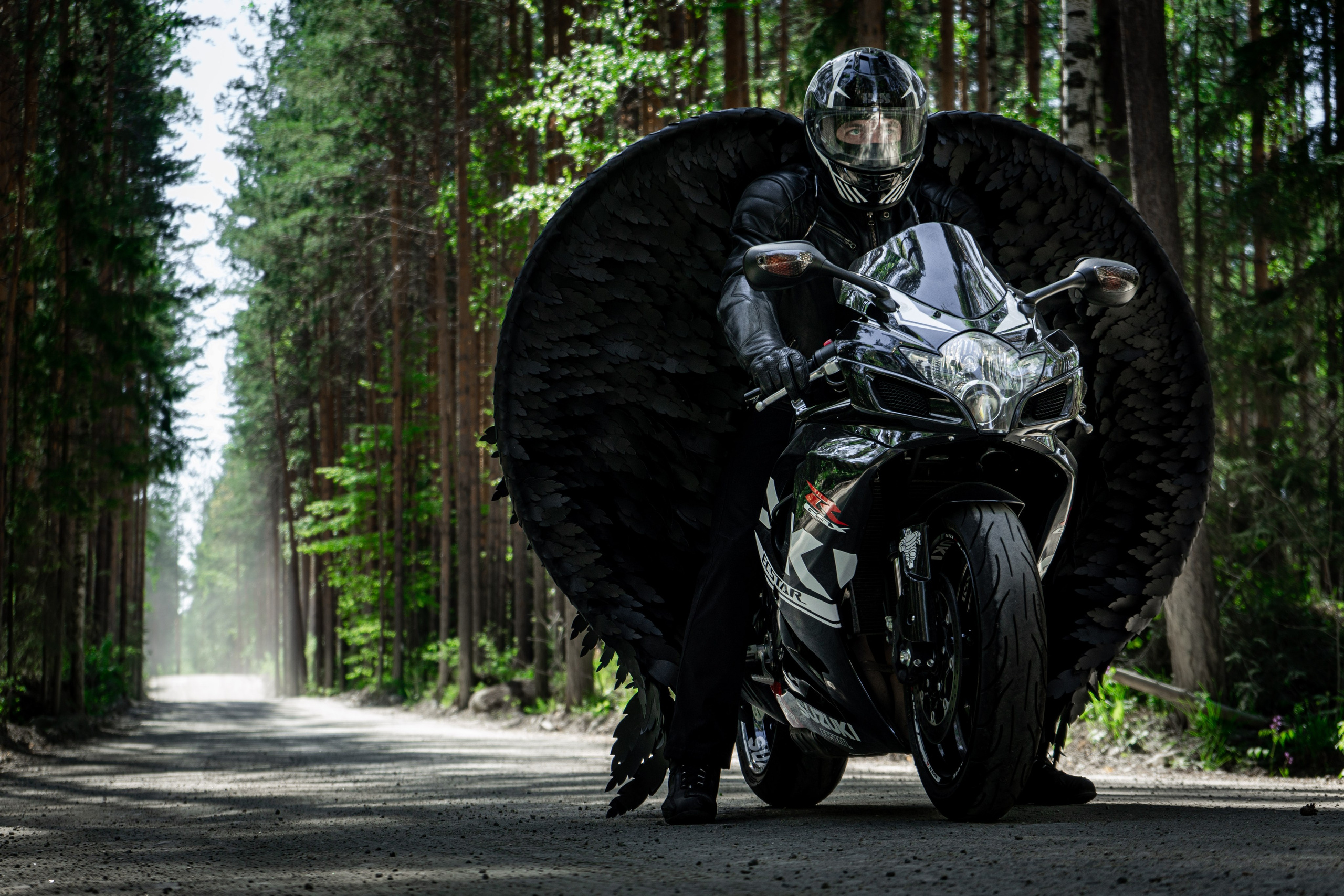 Мужская фотосессия на мотоцикле. Фотограф Екатеринбург Кокшарова Александра