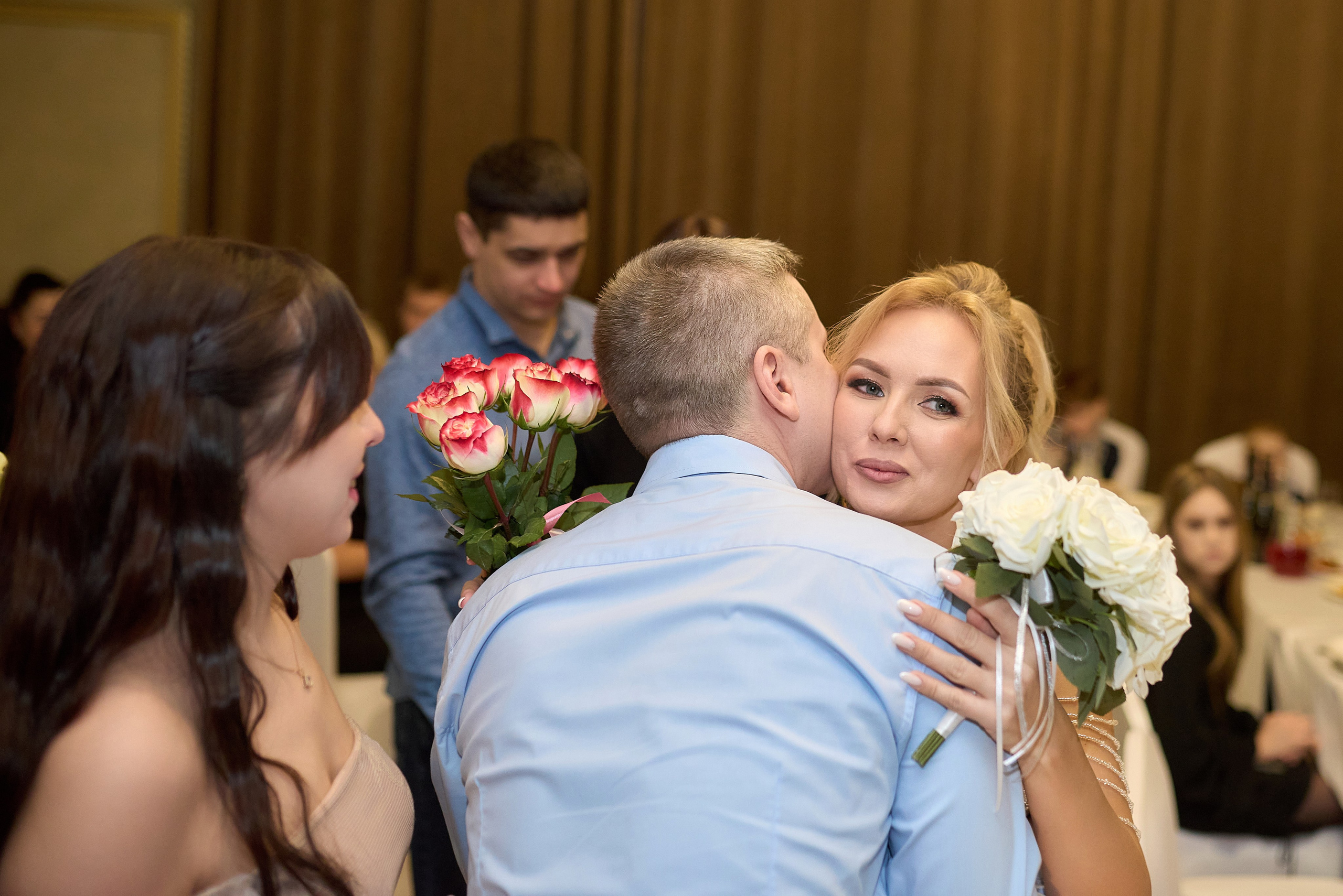 Свадьба в кафе. Фотограф Михаил Плотников