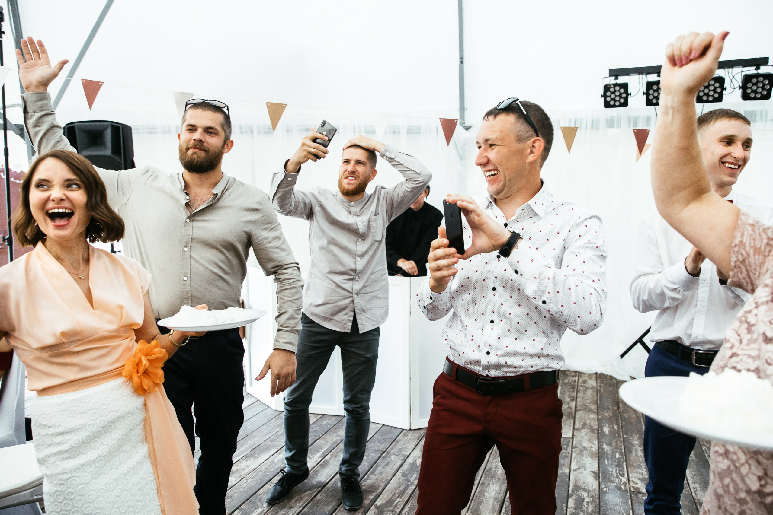 Свадебная фотосъёмка Артёма и Анастасии в Абакане. Свадебный и репортажный фотограф в Москве Владимир Сергеев | Naysaikolo