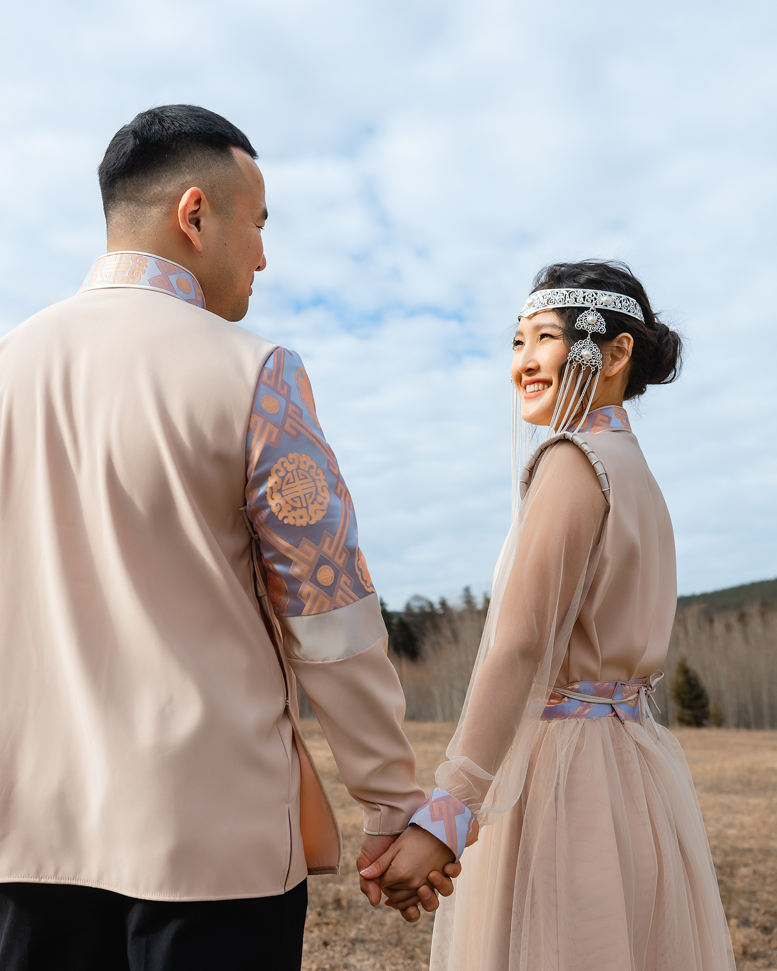 @Bayanbrand. Фотограф и видеограф в Улан-Удэ: Аюна Габагуева и Артём Шаханов